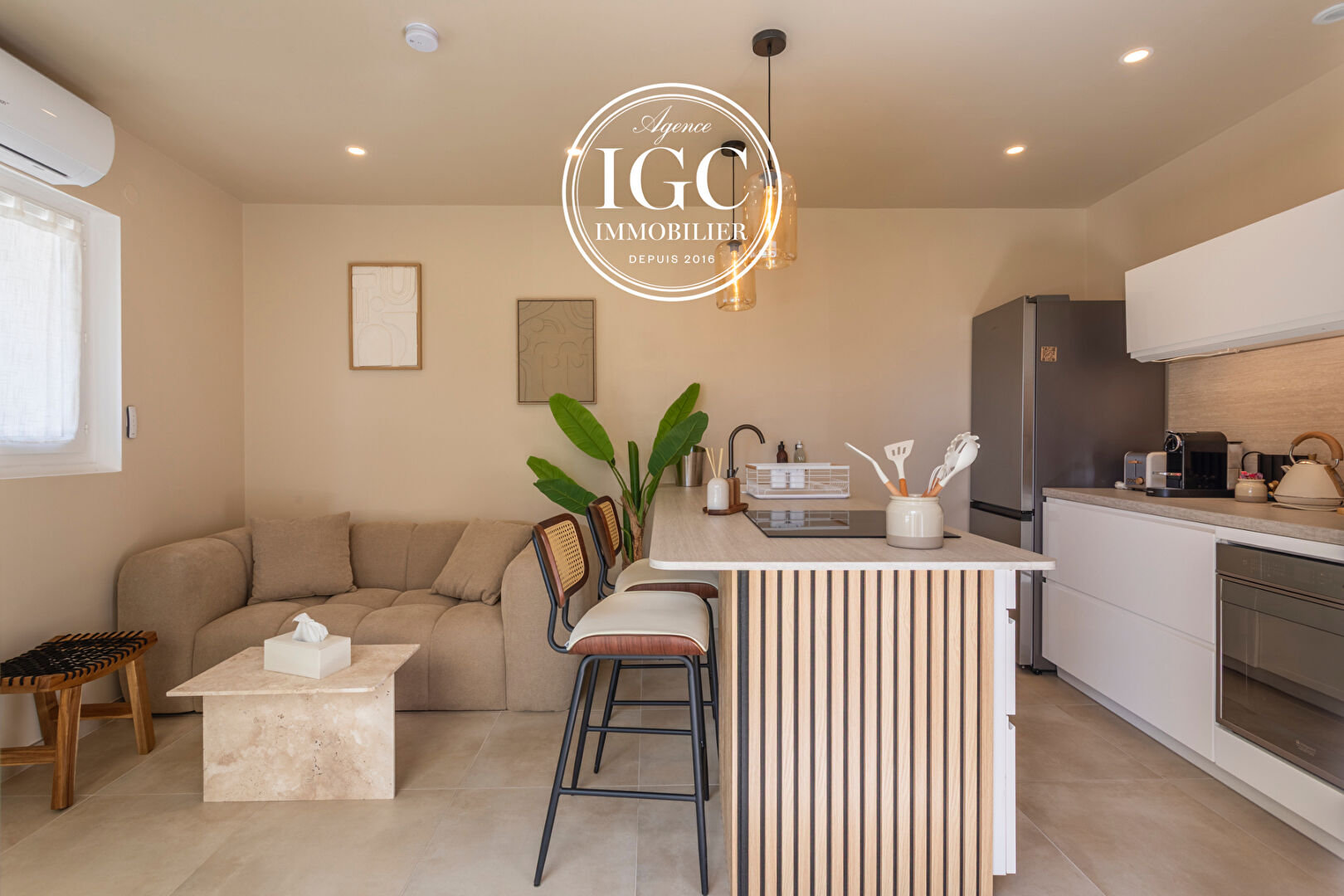 Agence immobilière de AGENCE CHATEAUNEUF IMMOBILIER GNI
