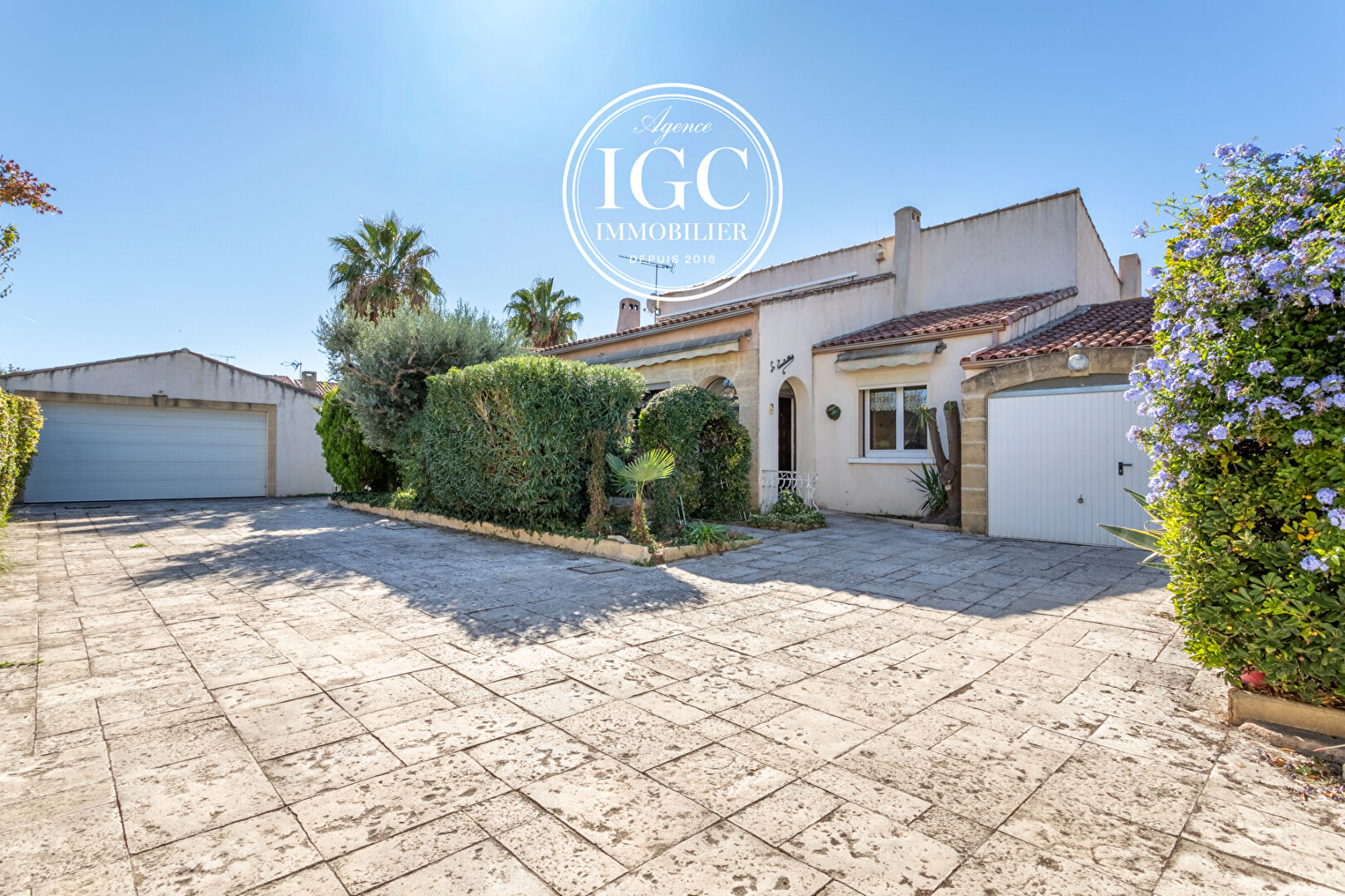 Photo MAISON TYPE 6 - 240 M² / 809 M² - MARIGNANE image 4/6