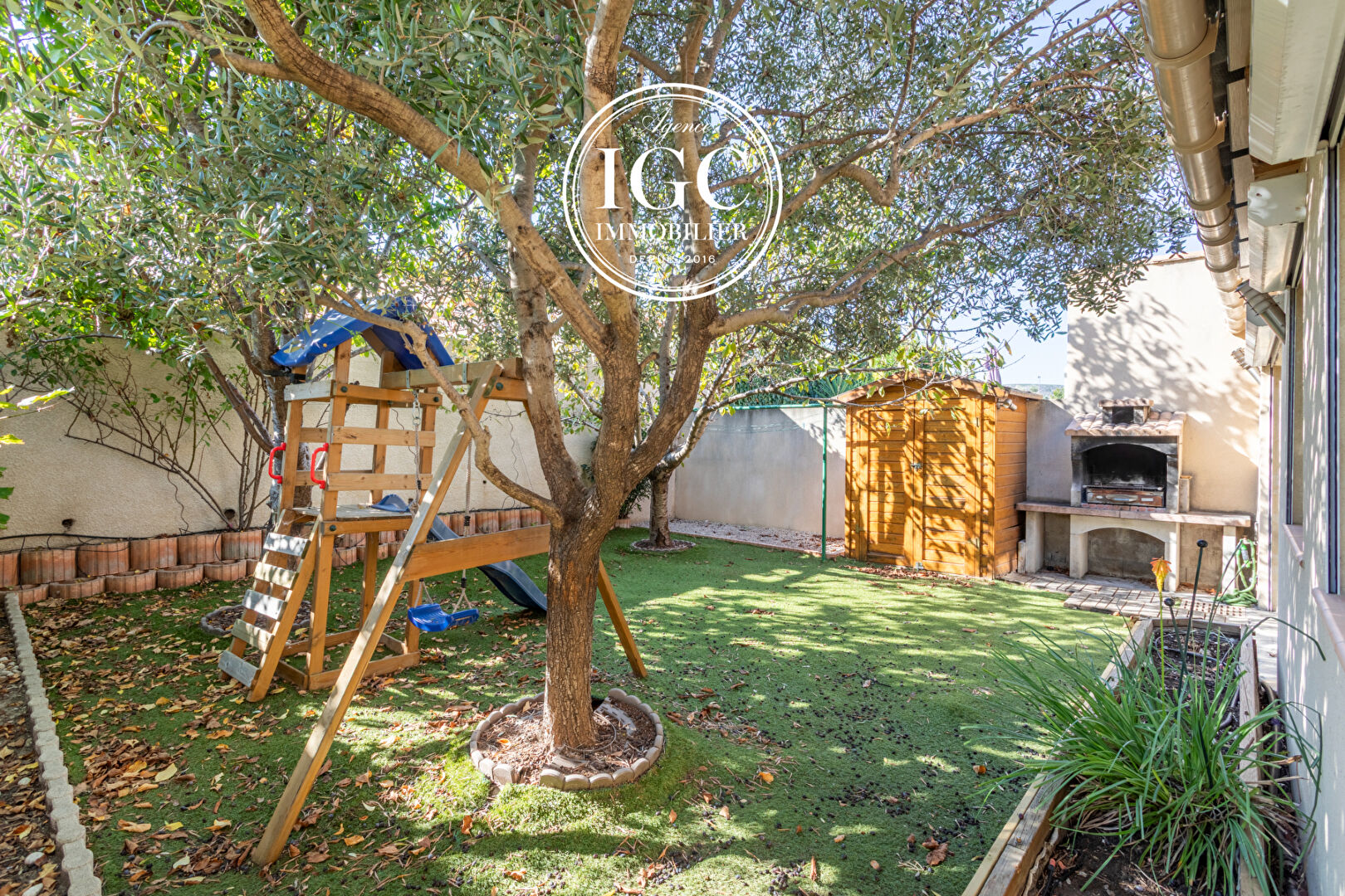 MAISON T4 - 102 M² - GARAGE - CHATEAUNEUF LES MARTIGUES