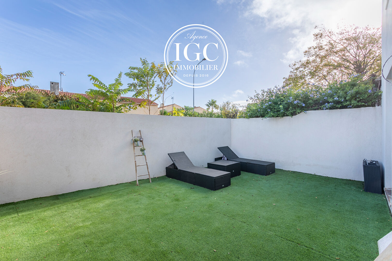 Photo MAISON TYPE 4 - 86 M² - CHATEAUNEUF LES MARTIGUES - 163 M² TERRAIN image 6/6