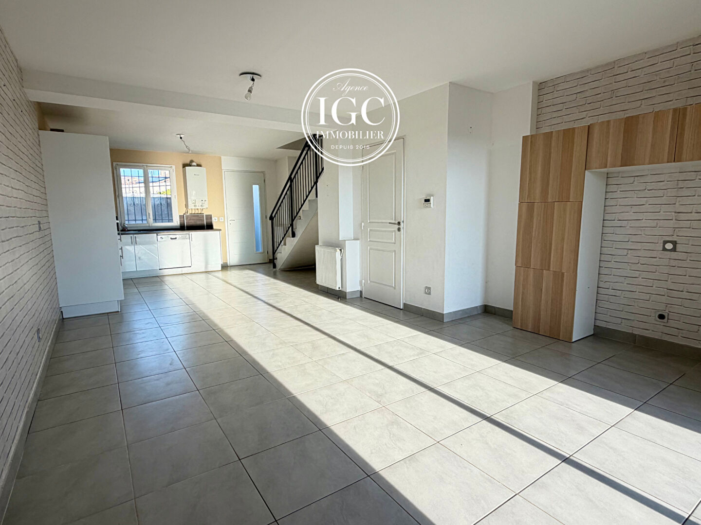 Photo MAISON TYPE 3 - 73 M2 - 133 M2 - PORT DE BOUC image 5/6