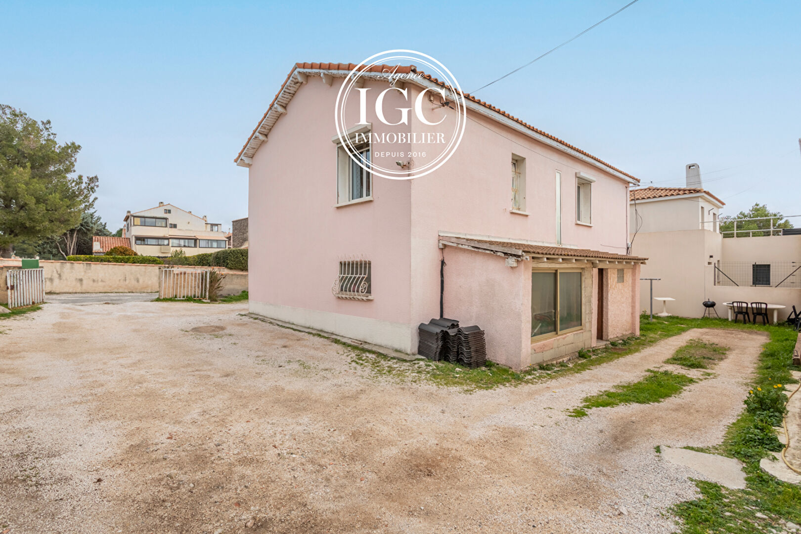 Agence immobilière de AGENCE CHATEAUNEUF IMMOBILIER GNI