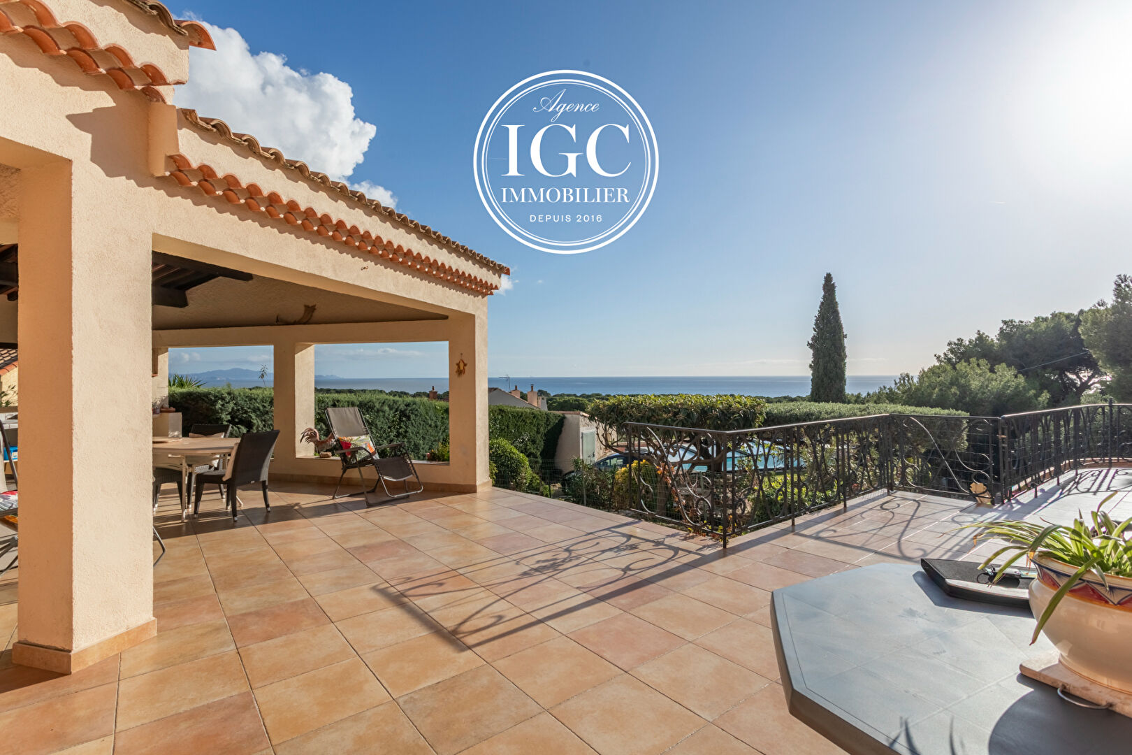 Agence immobilière de AGENCE CHATEAUNEUF IMMOBILIER GNI