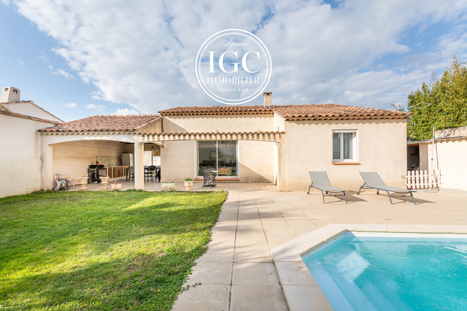 Agence immobilière de AGENCE CHATEAUNEUF IMMOBILIER GNI