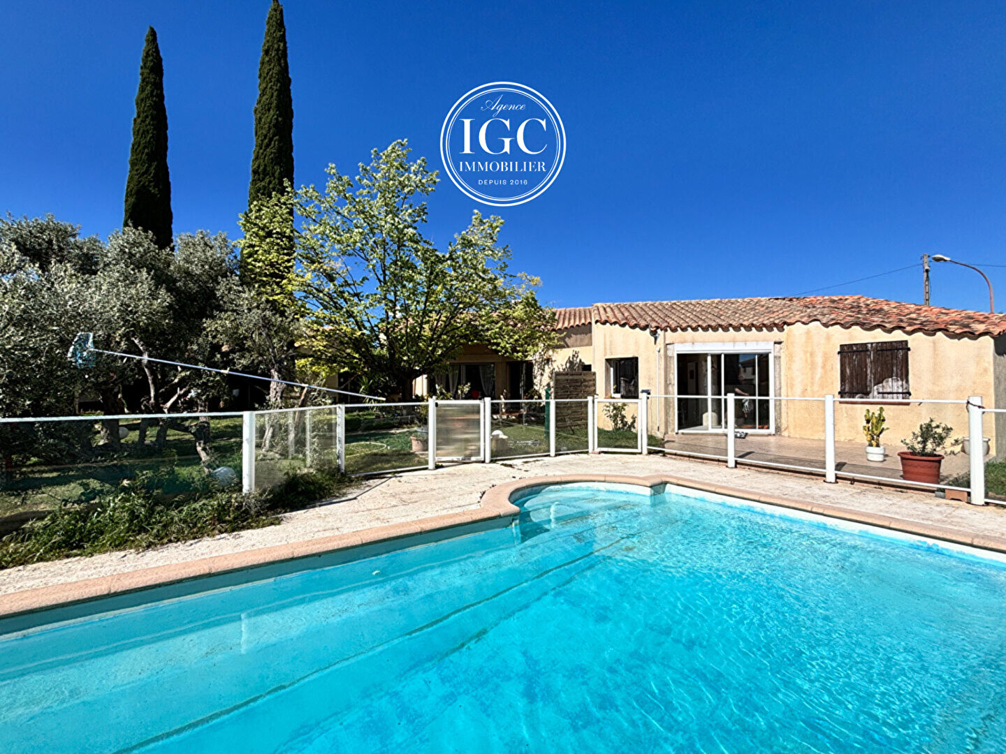 Agence immobilière de AGENCE CHATEAUNEUF IMMOBILIER GNI