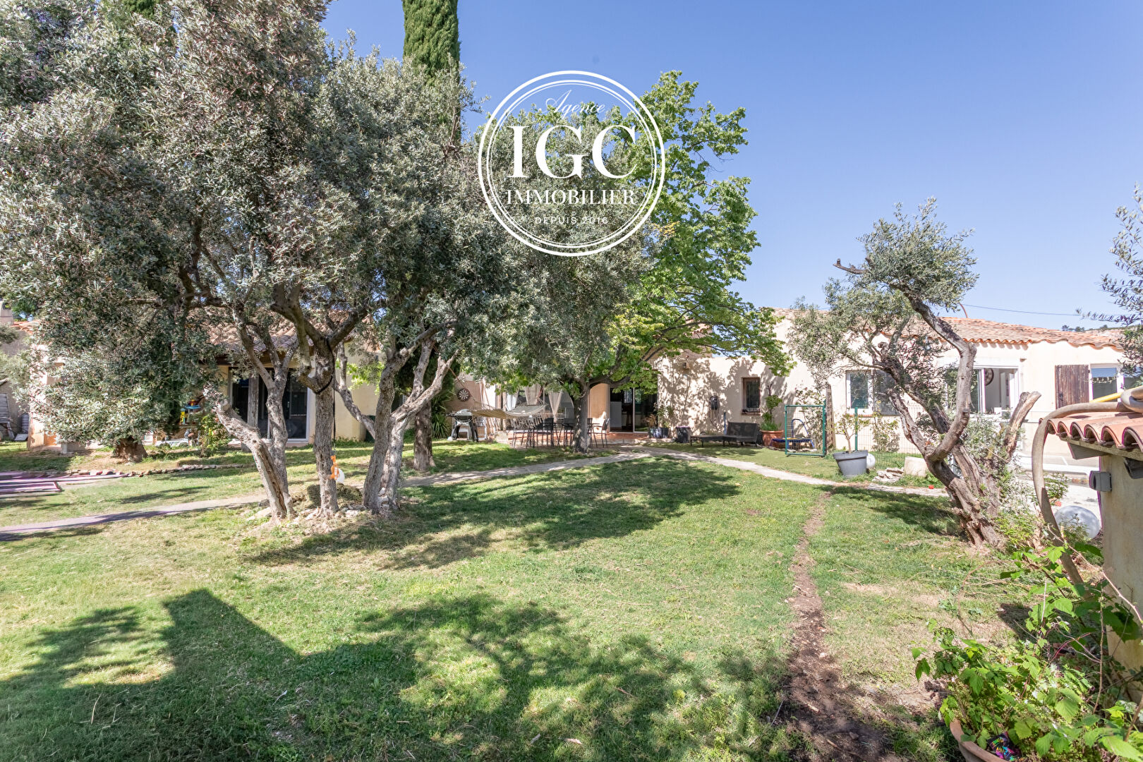 Agence immobilière de AGENCE CHATEAUNEUF IMMOBILIER GNI