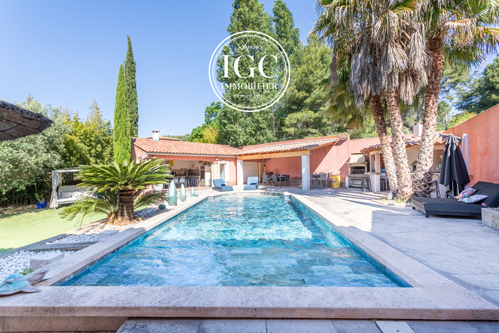 Agence immobilière de AGENCE CHATEAUNEUF IMMOBILIER GNI