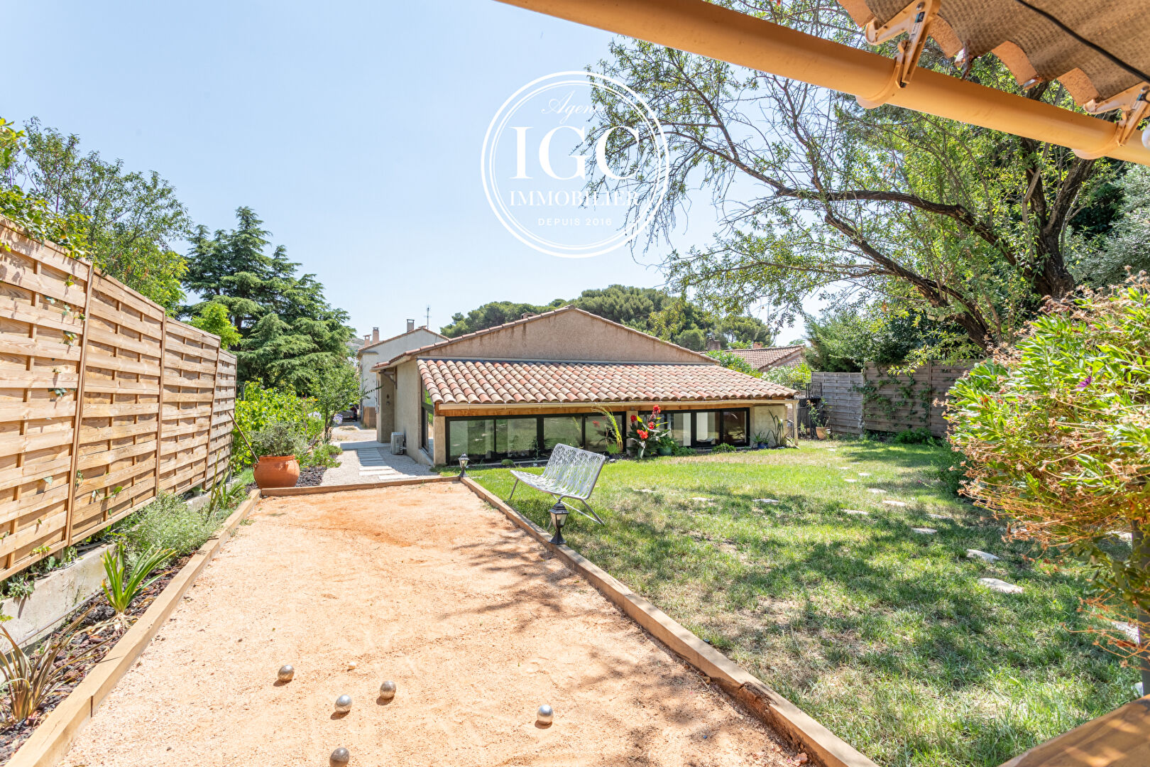 Agence immobilière de AGENCE CHATEAUNEUF IMMOBILIER GNI
