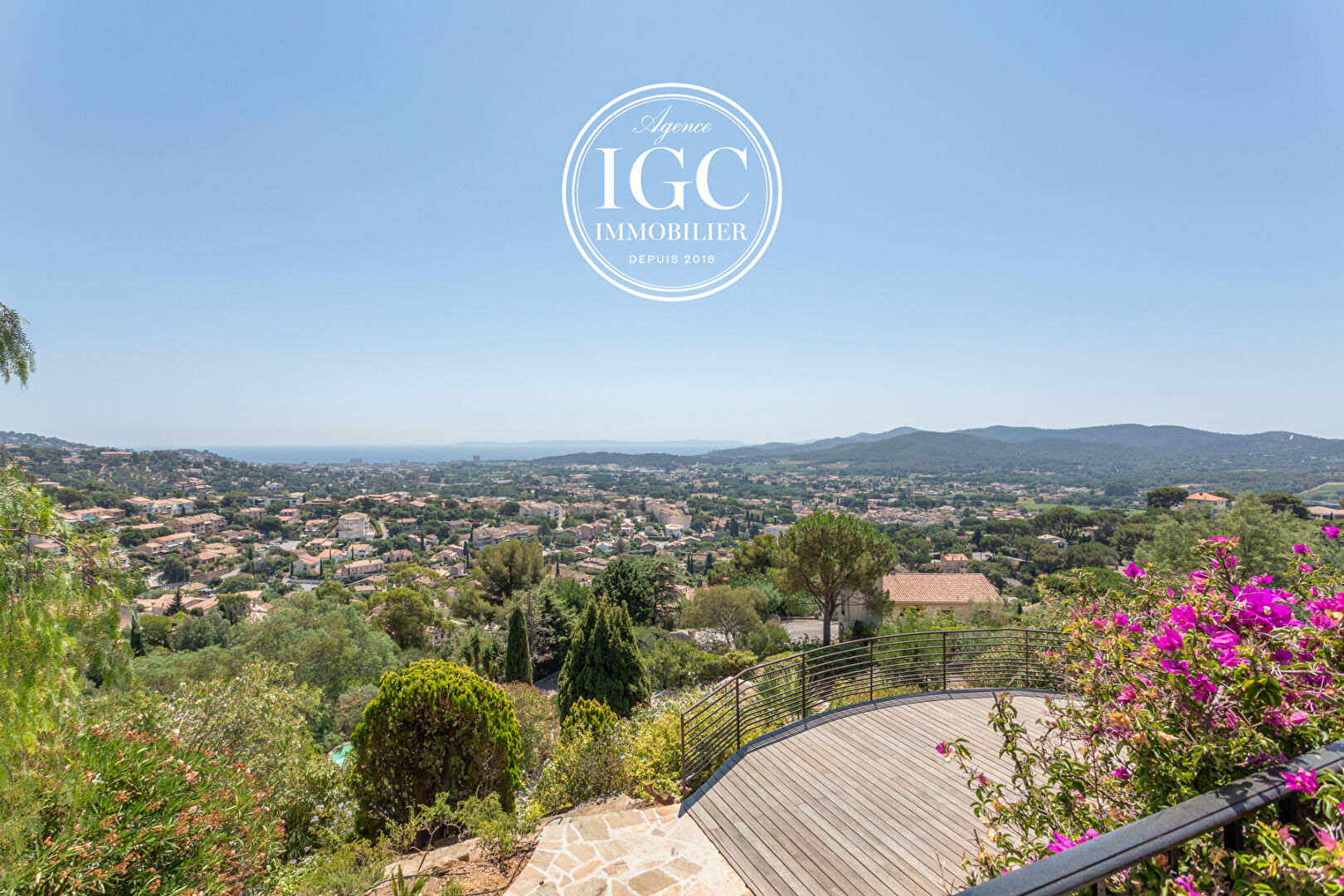 Agence immobilière de AGENCE CHATEAUNEUF IMMOBILIER GNI