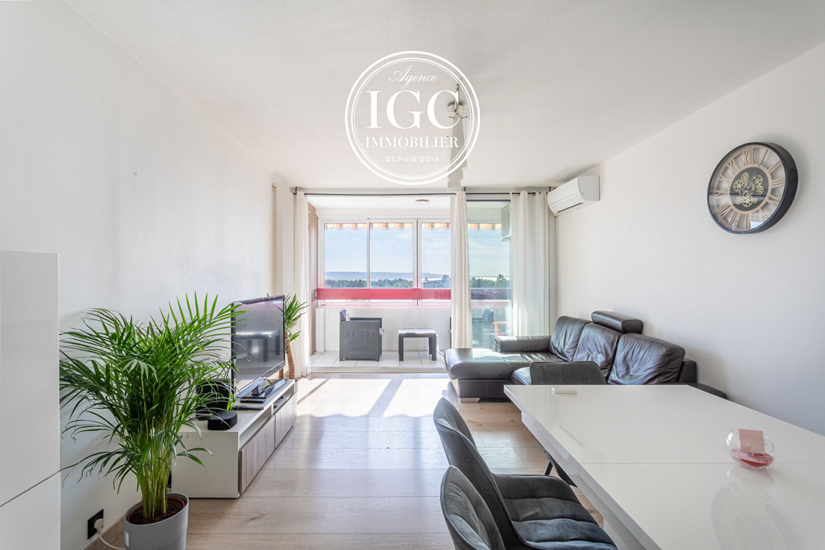 Agence immobilière de AGENCE CHATEAUNEUF IMMOBILIER GNI