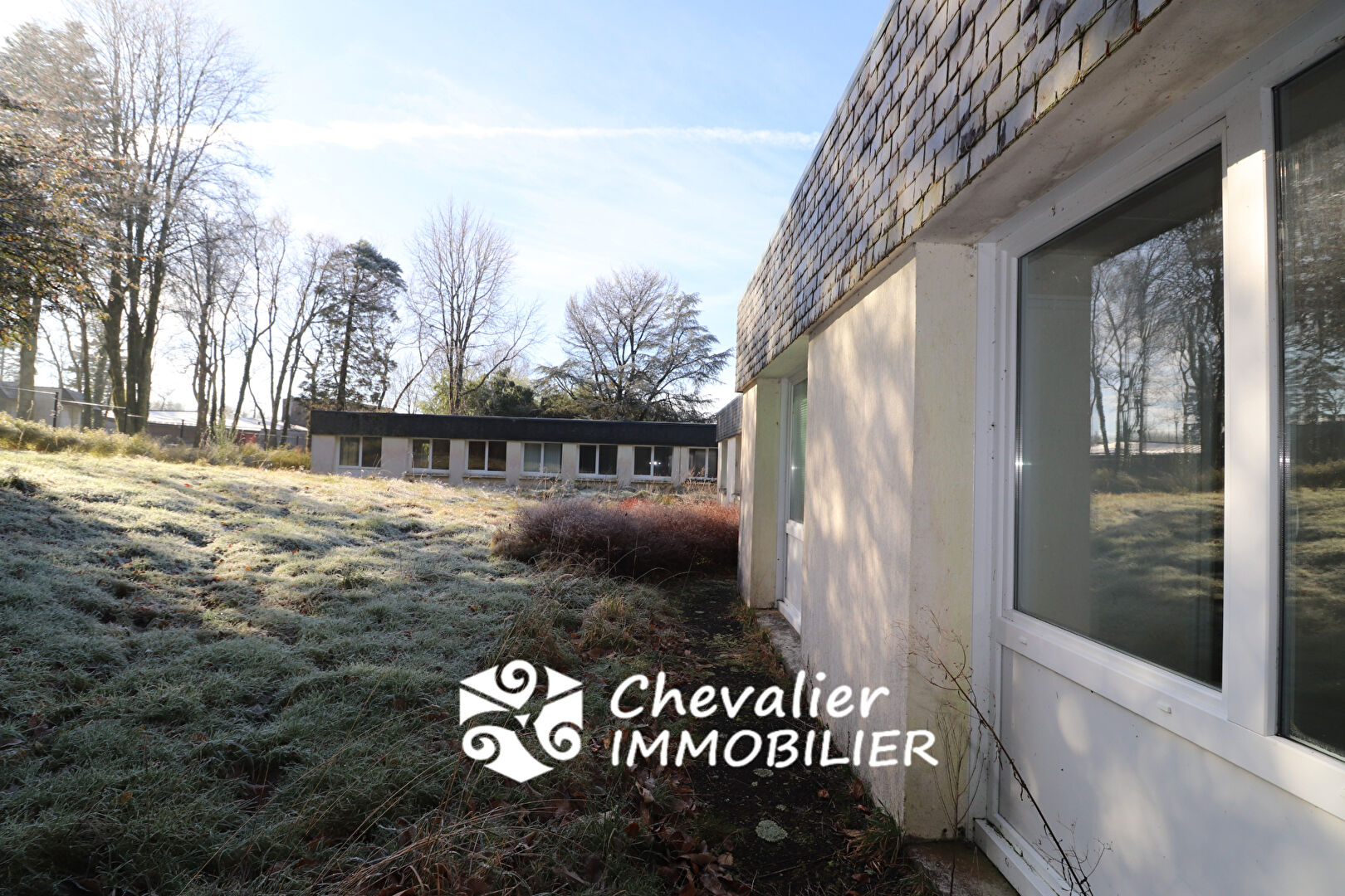 Photo Magnifique SITE aux portes de VANNES pour ce local de 700 m² de plain-pied ! image 4/6