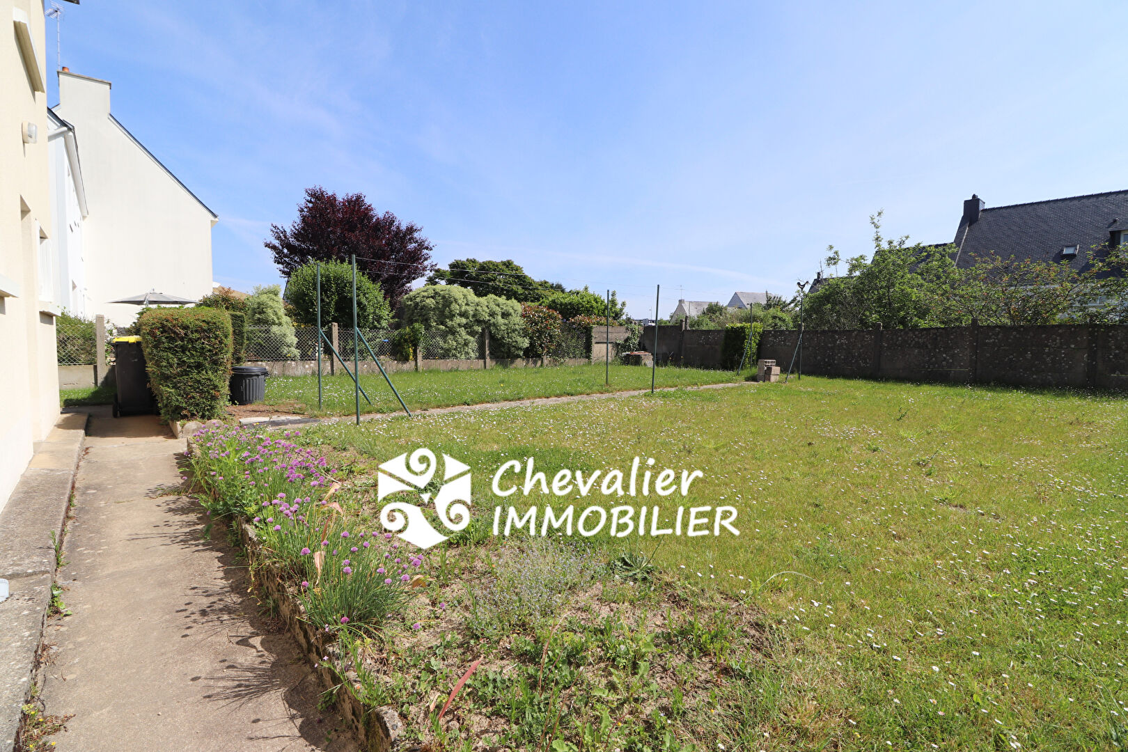 Photo Maison saine avec 5 chambres, au fort potentiel et AU CALME ! image 3/6