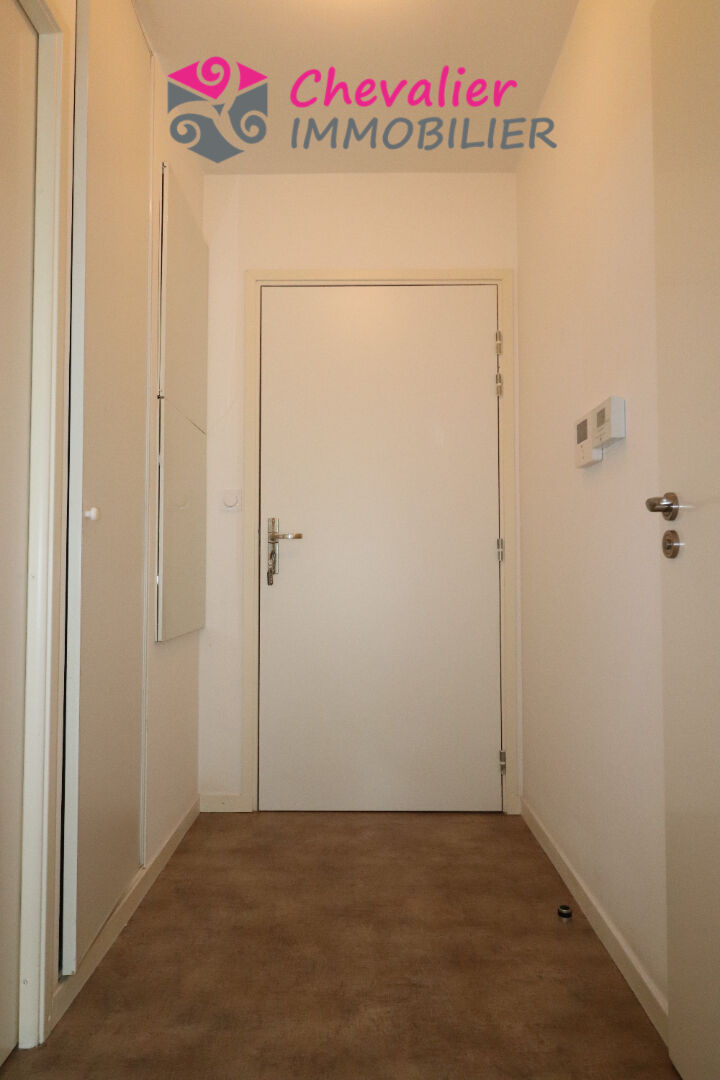 Photo Résidence au centre ville : appartement T2 avec jardinet privatif image 3/6