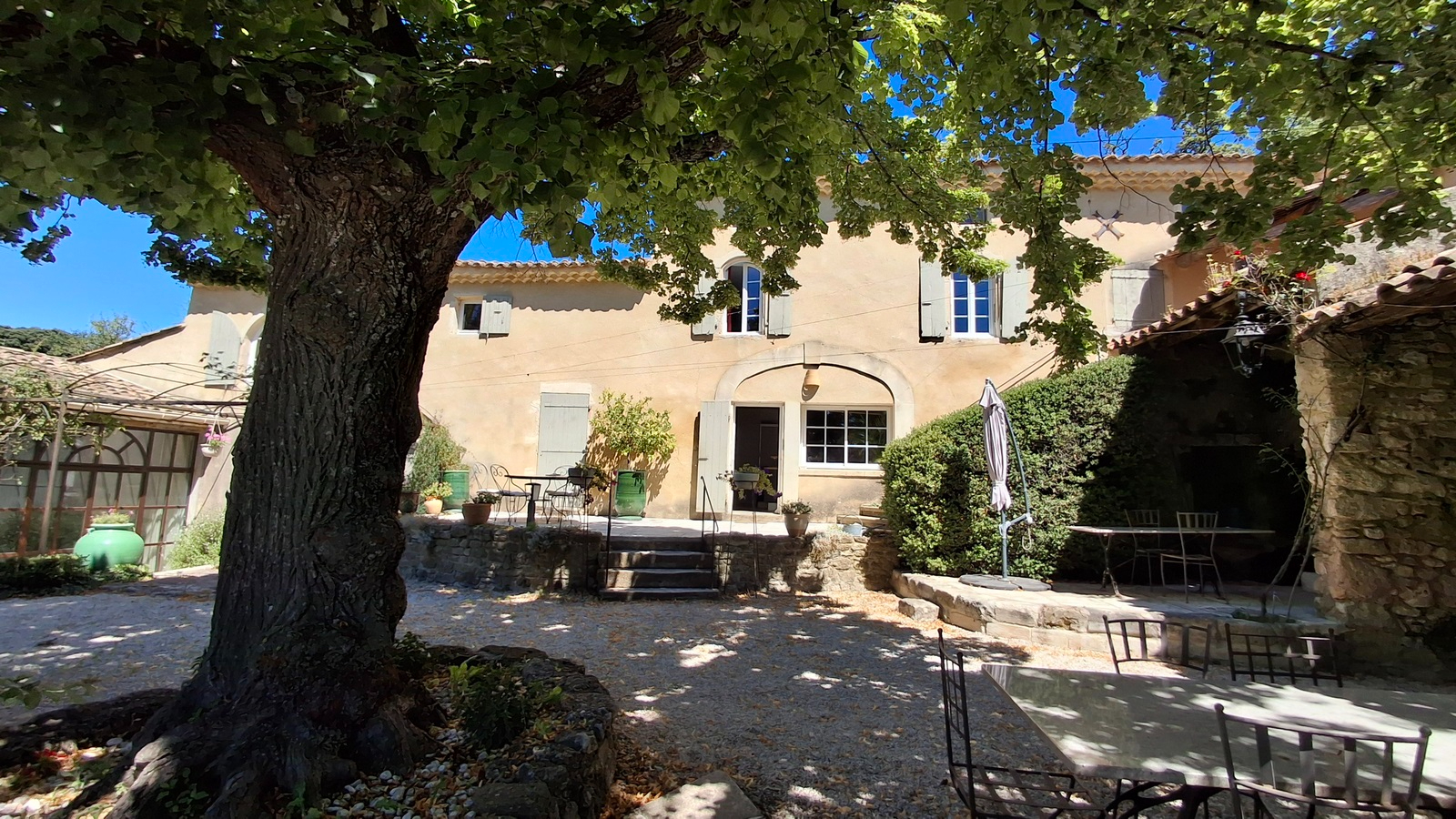 Photo PROPRIETE DE TOURISME - 590 m² en Drôme Provençale image 2/6