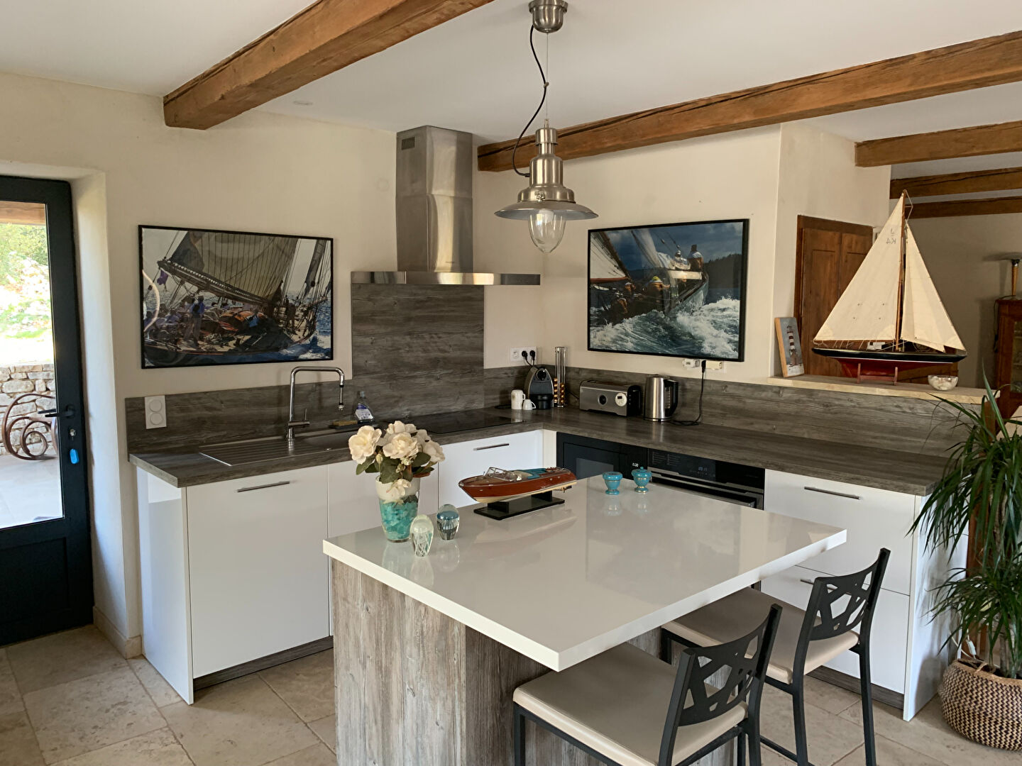 Photo Propriété en Pierre à Vendre à Laval Saint-Roman image 6/6