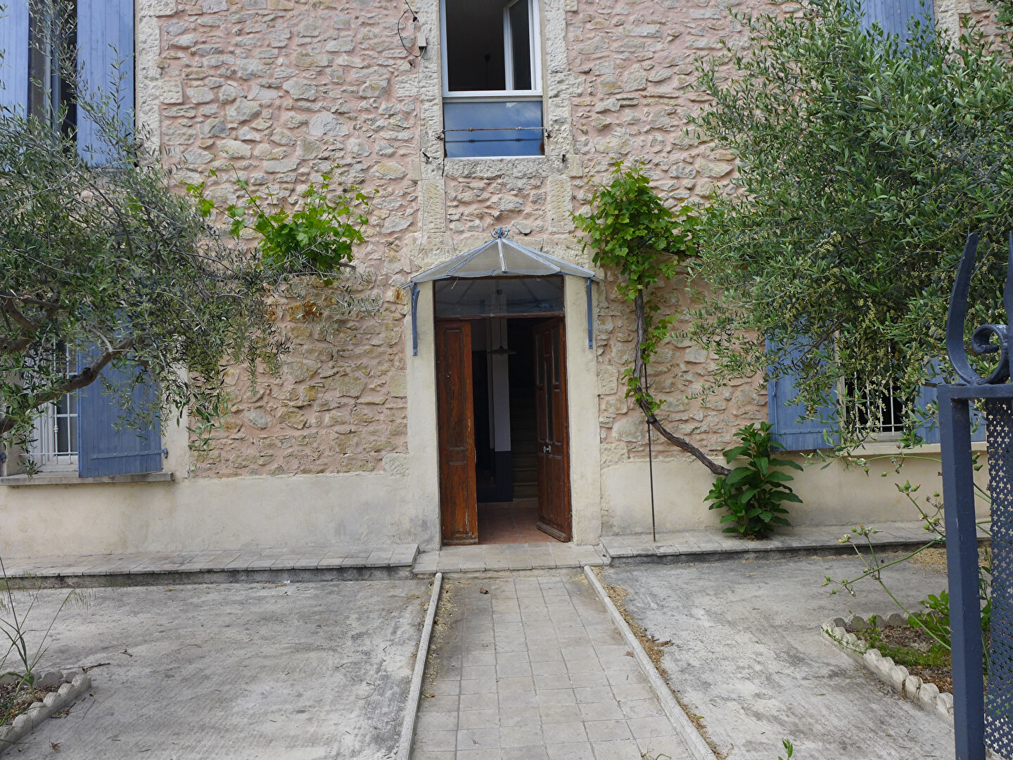 Photo A vendre spécial investisseurs, immeuble de rapport dans ville du Haut Vaucluse image 2/6