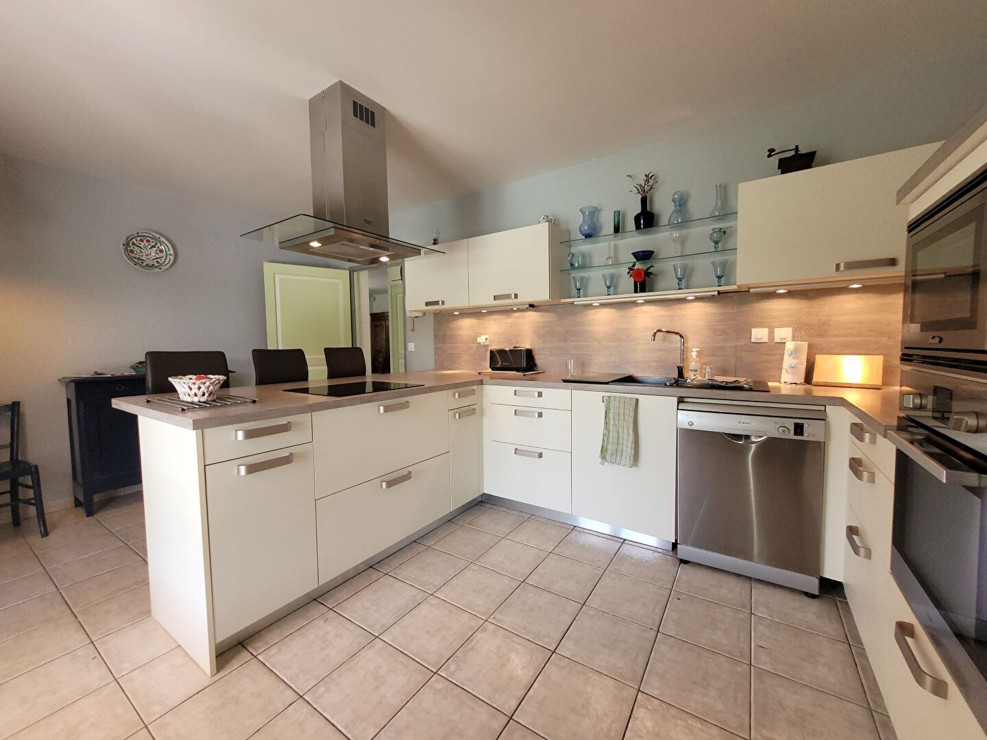 Photo Maison avec piscine  proche village image 4/6