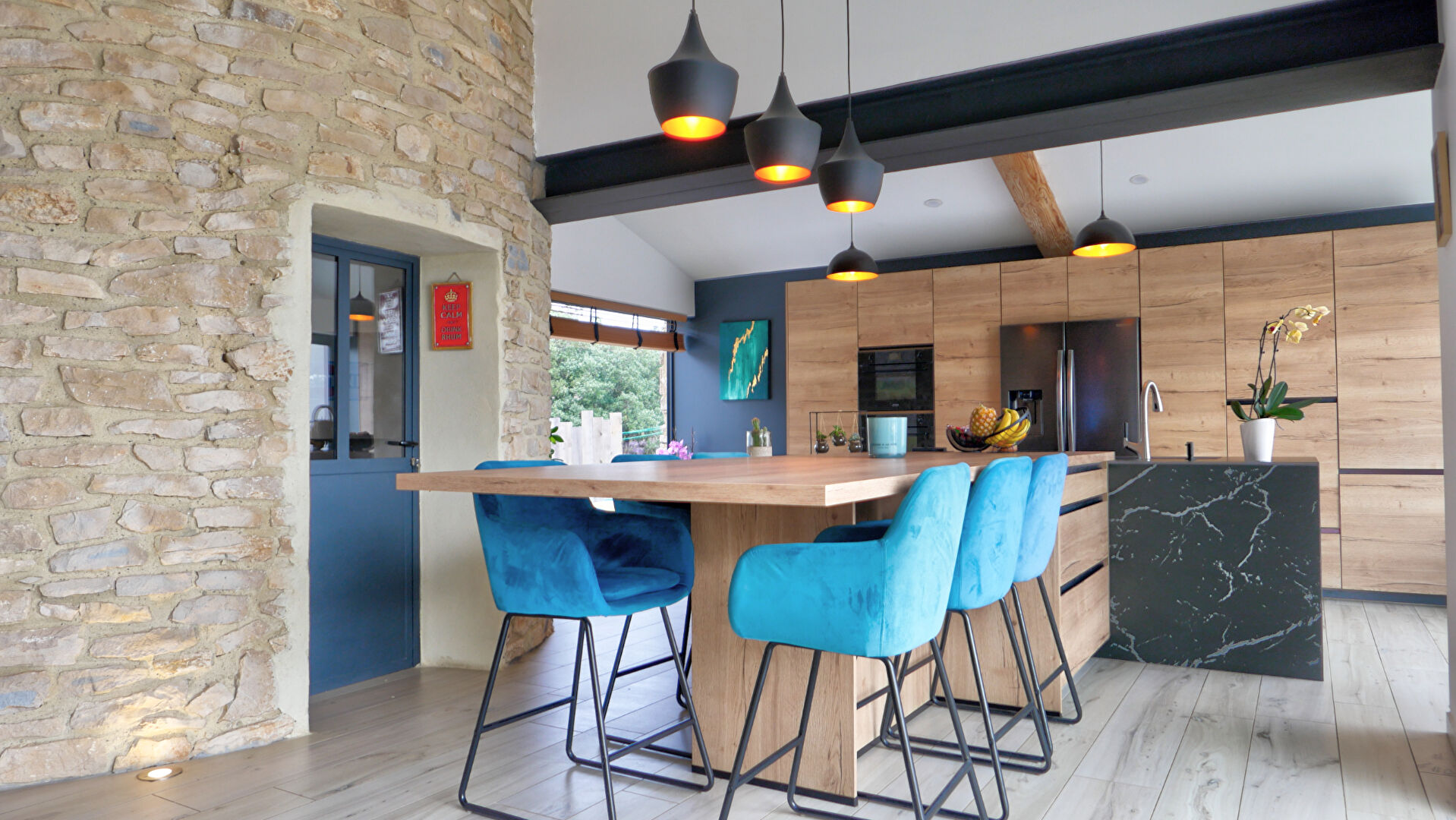 Photo A vendre, sur les hauteurs, vue dégagée  propriété pleine de charme image 6/6