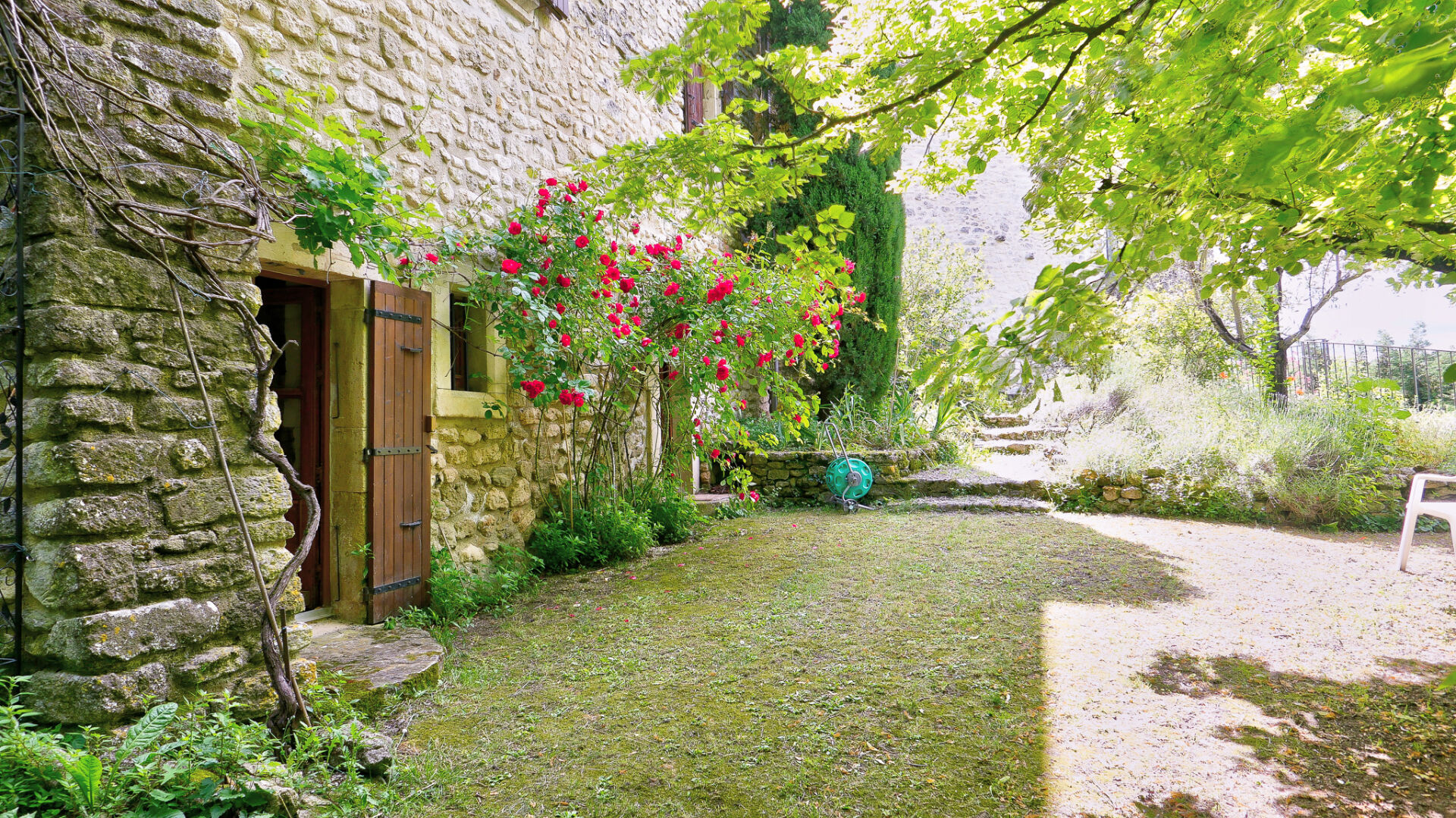 Agence immobilière de CHRISTINE MIRANDA IMMOBILIER - CHRISTINE MIRANDA IMMOBILIER  St paul trois chateaux