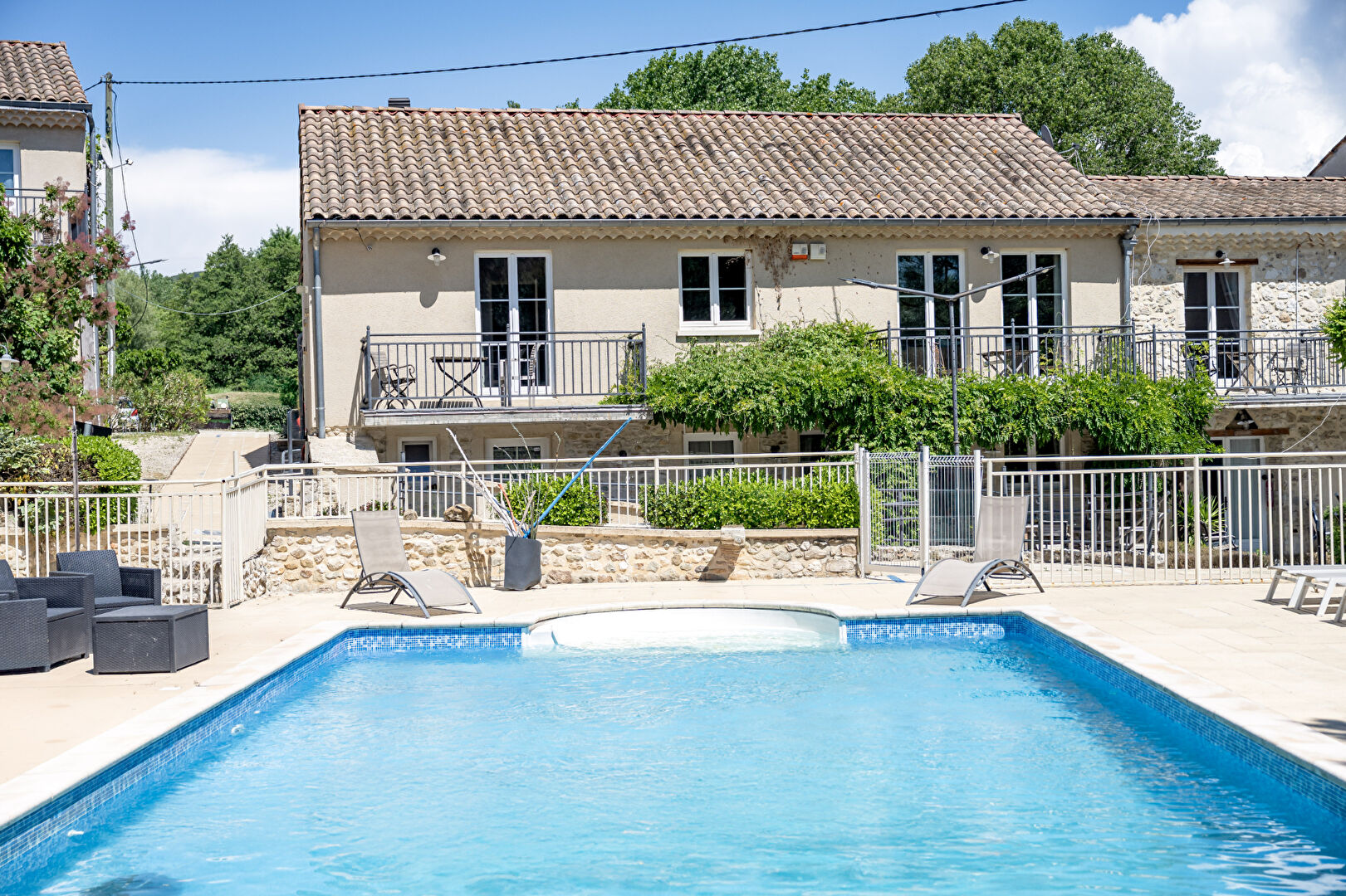 Agence immobilière de CHRISTINE MIRANDA IMMOBILIER - CHRISTINE MIRANDA IMMOBILIER  St paul trois chateaux