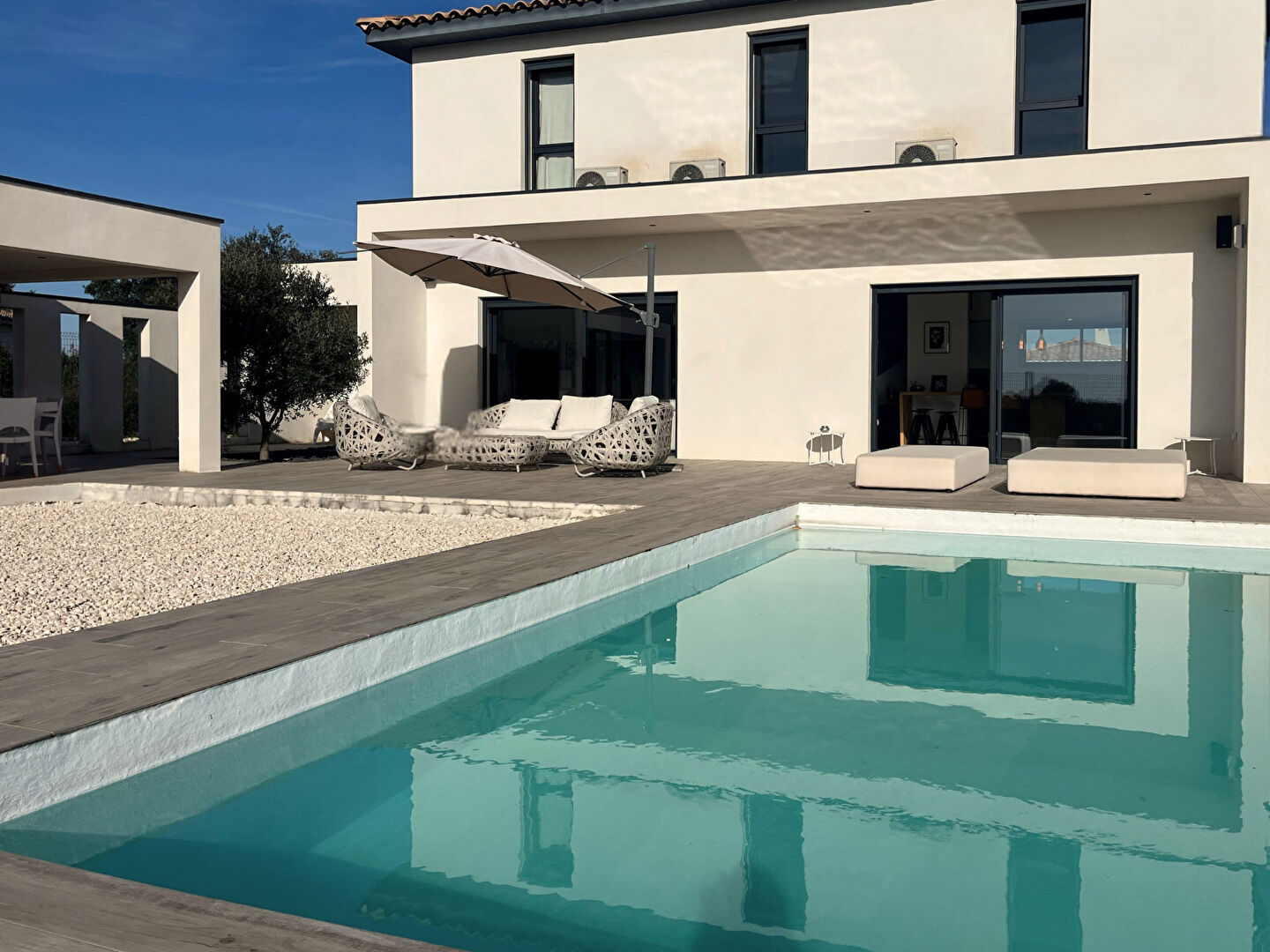 Agence immobilière de CHRISTINE MIRANDA IMMOBILIER - CHRISTINE MIRANDA IMMOBILIER  St paul trois chateaux