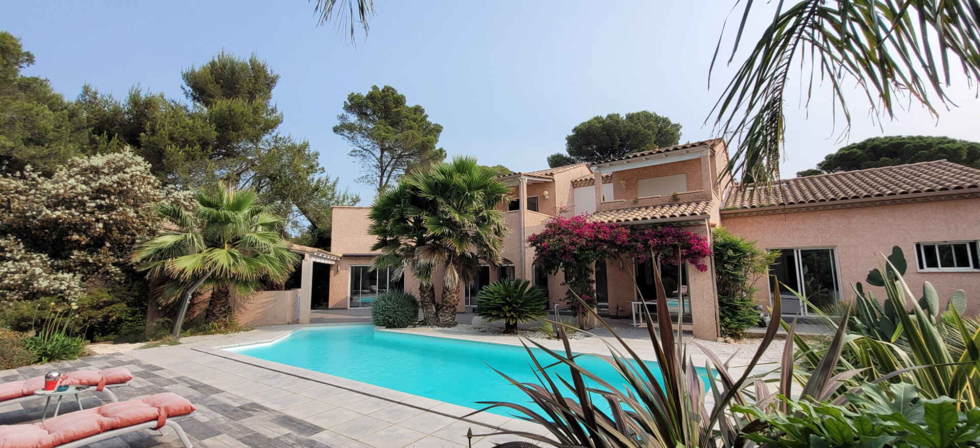 Agence immobilière de CHRISTINE MIRANDA IMMOBILIER - CHRISTINE MIRANDA IMMOBILIER  St paul trois chateaux