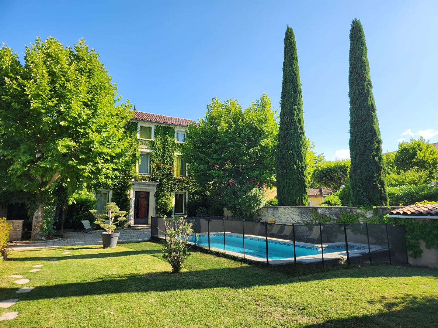 Agence immobilière de CHRISTINE MIRANDA IMMOBILIER - CHRISTINE MIRANDA IMMOBILIER  St paul trois chateaux