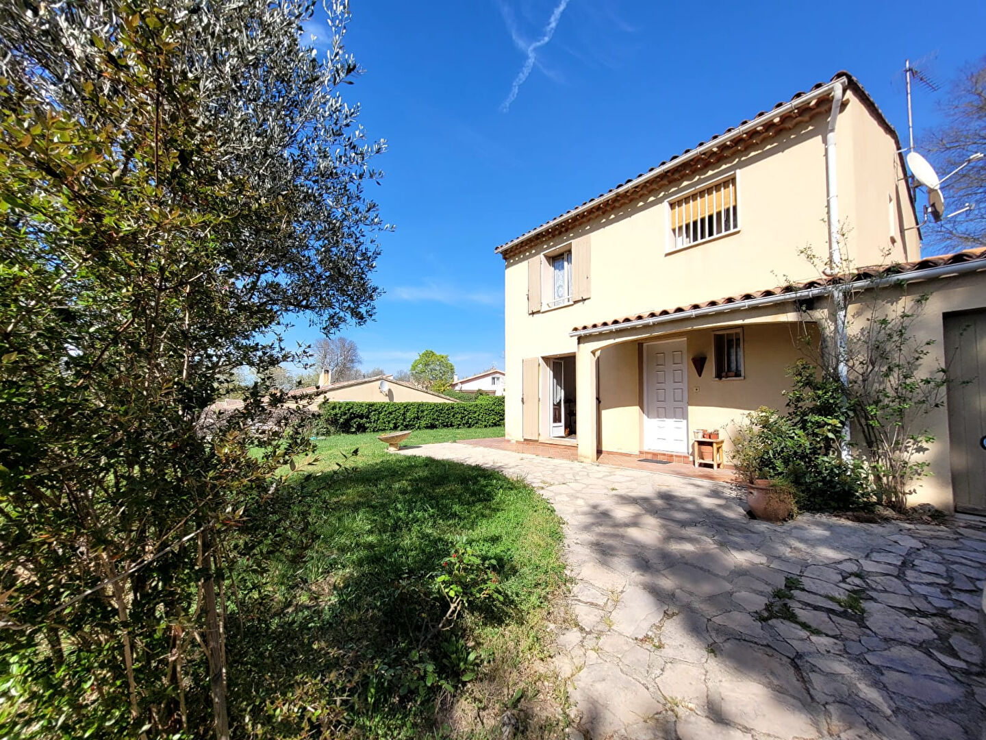 Agence immobilière de CHRISTINE MIRANDA IMMOBILIER - CHRISTINE MIRANDA IMMOBILIER  St paul trois chateaux