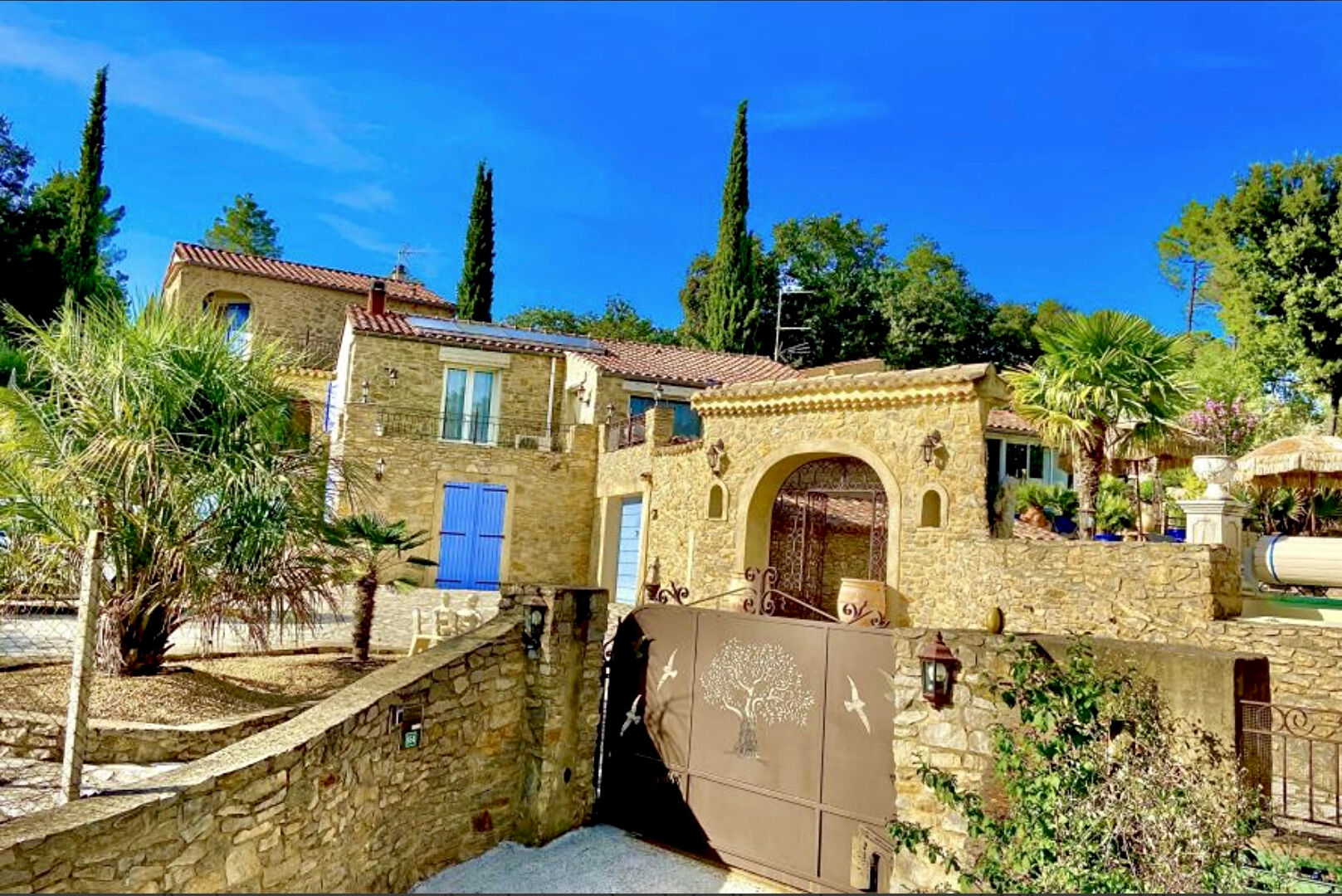 Agence immobilière de CHRISTINE MIRANDA IMMOBILIER - CHRISTINE MIRANDA IMMOBILIER  St paul trois chateaux