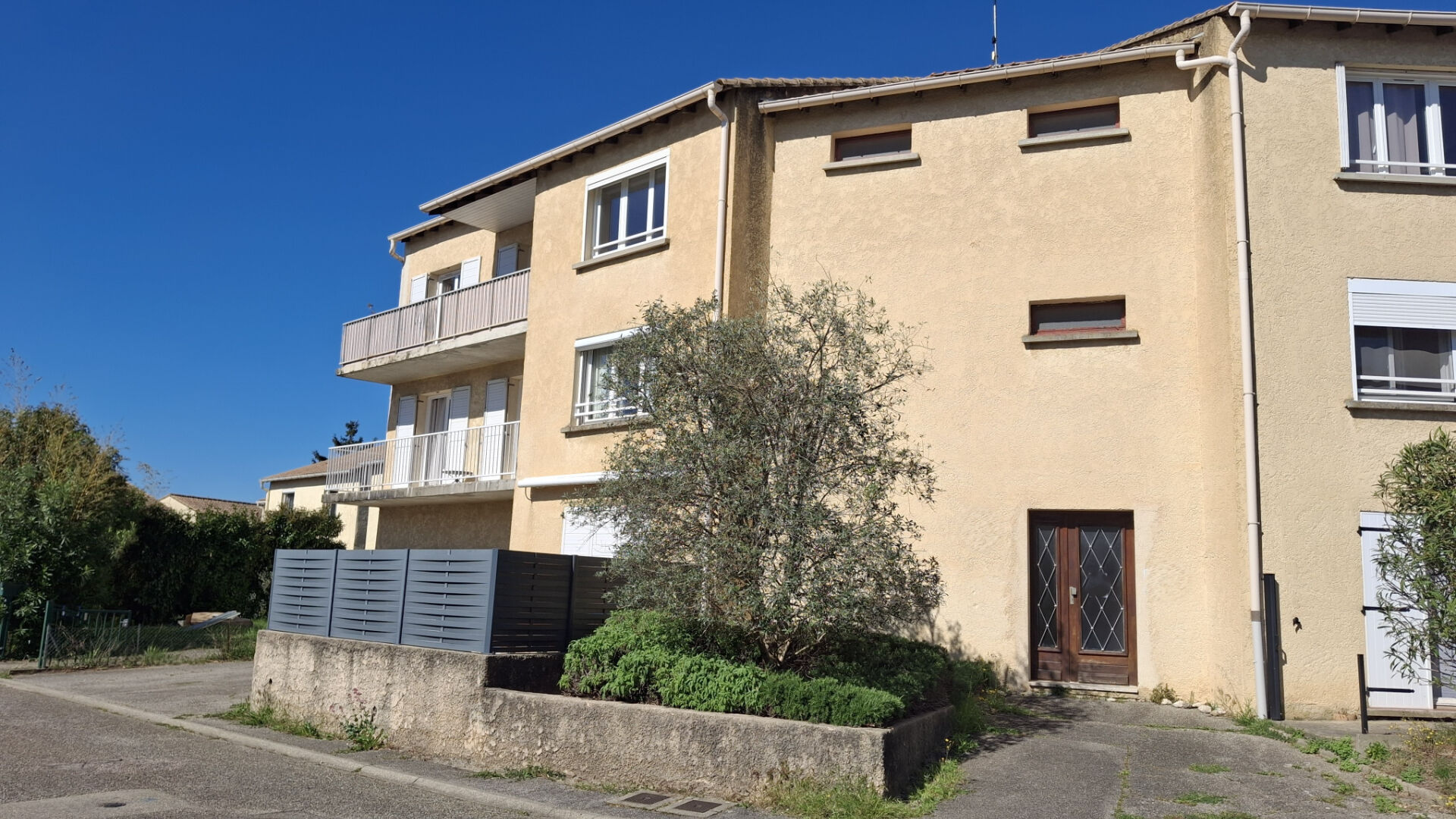Agence immobilière de CHRISTINE MIRANDA IMMOBILIER - CHRISTINE MIRANDA IMMOBILIER  St paul trois chateaux