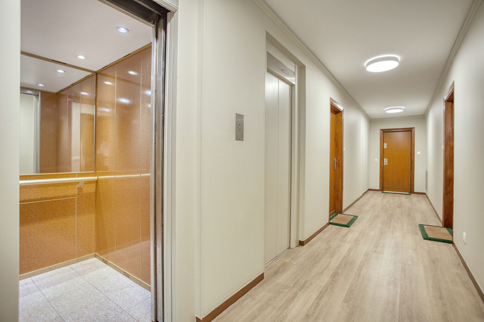 Photo LUMINEUX T3 DE 63M² AVEC BALCON - MÉTRO LOURMEL image 6/6