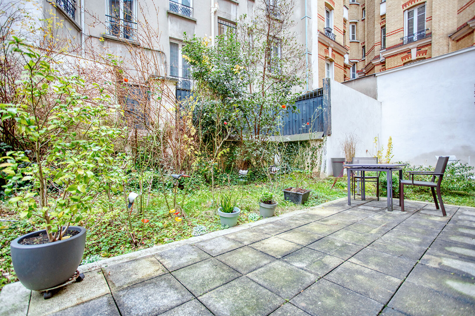 Photo Très beau T3 avec jardin - Métro Convention image 3/6