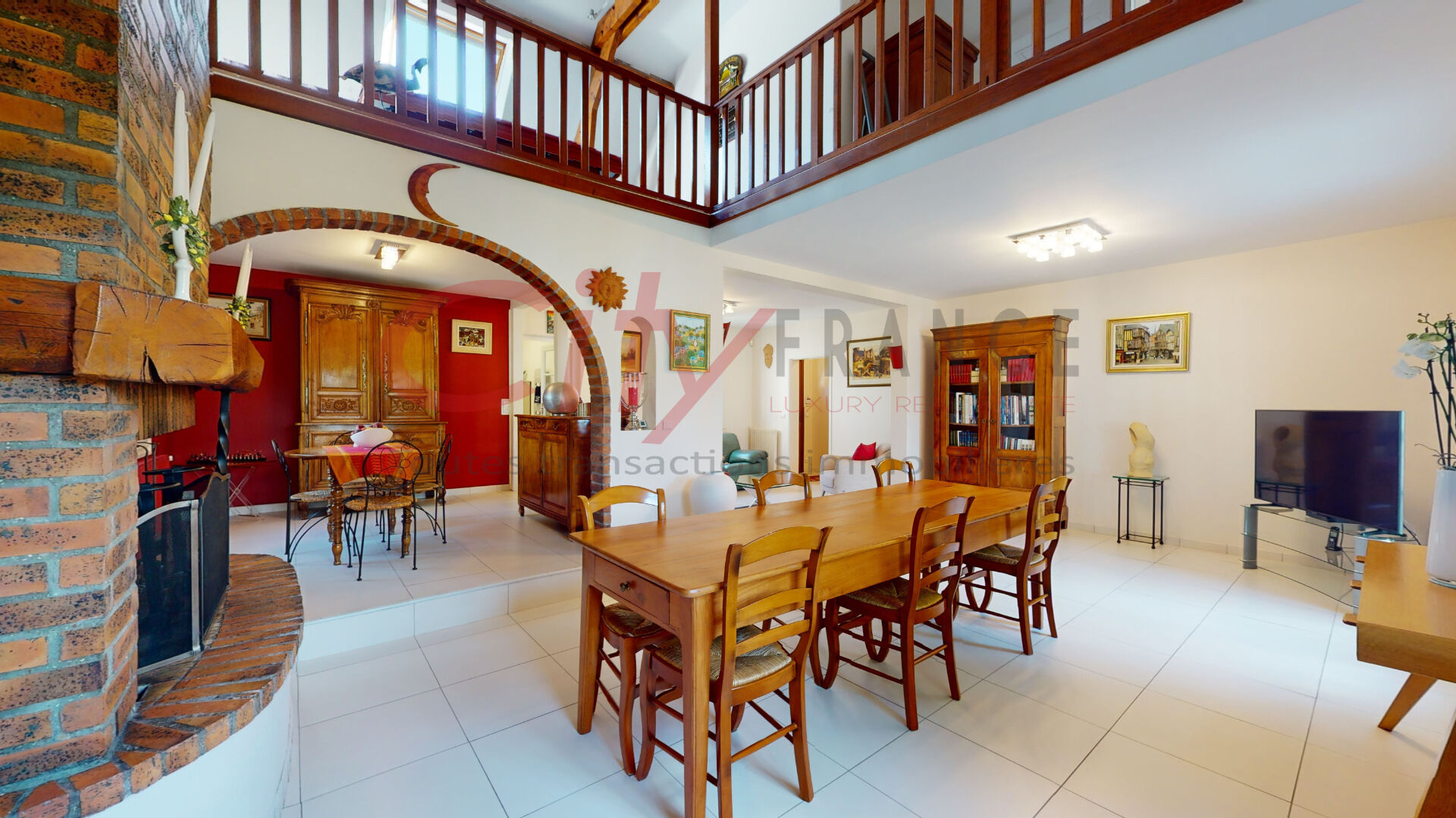 Photo A vendre : Maison familiale avec piscine image 4/6