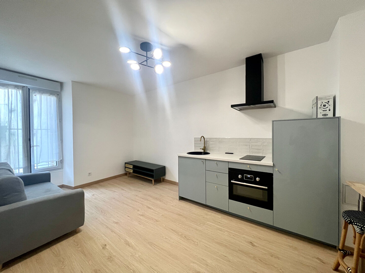 Photo APPARTEMENT HYPER CENTRE DE MANTES LA JOLIE A LOUER image 2/5