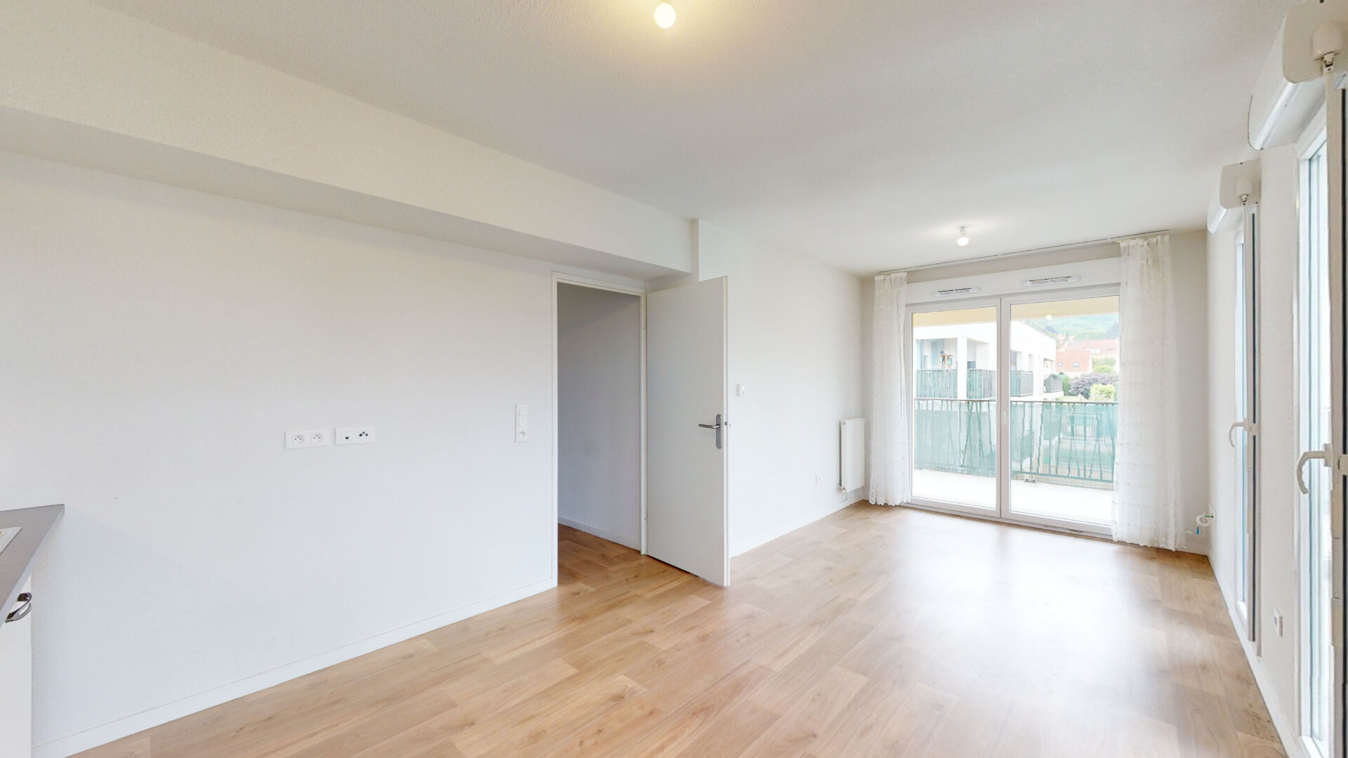 Photo À Vendre : Appartement 3 Pièces à Chanteloup-les-Vignes image 3/6