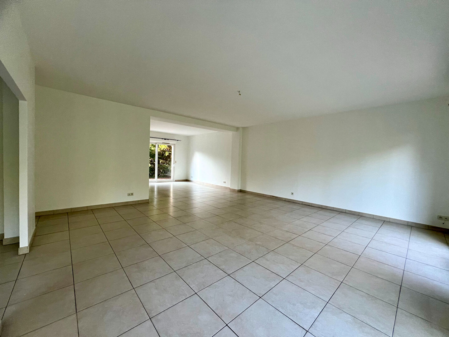 Photo Maison Familiale Lumineuse et Spacieuse avec Jardin et Suite Parentale à Chatou image 5/6