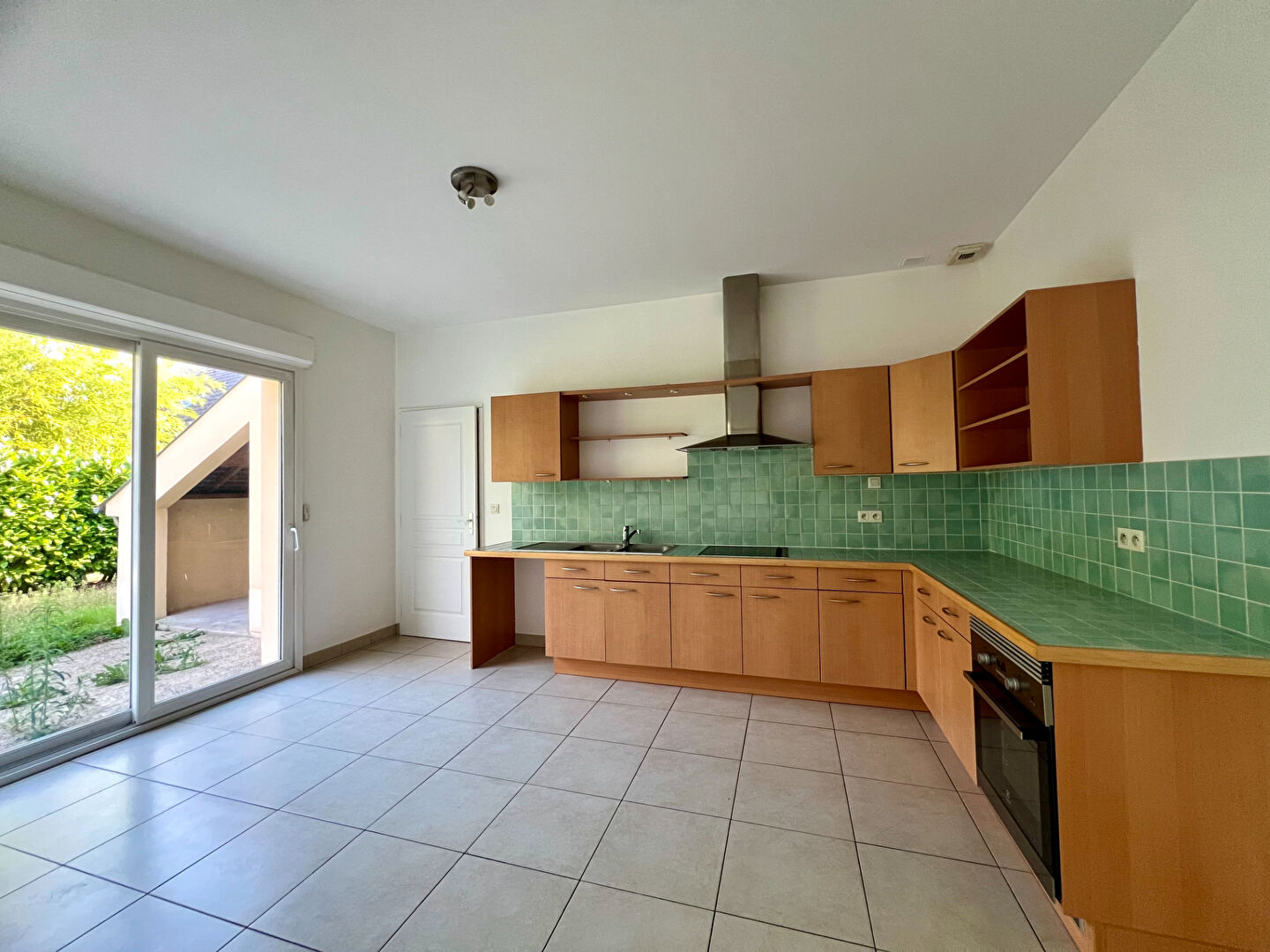 Photo Maison Familiale Lumineuse et Spacieuse avec Jardin et Suite Parentale à Chatou image 6/6