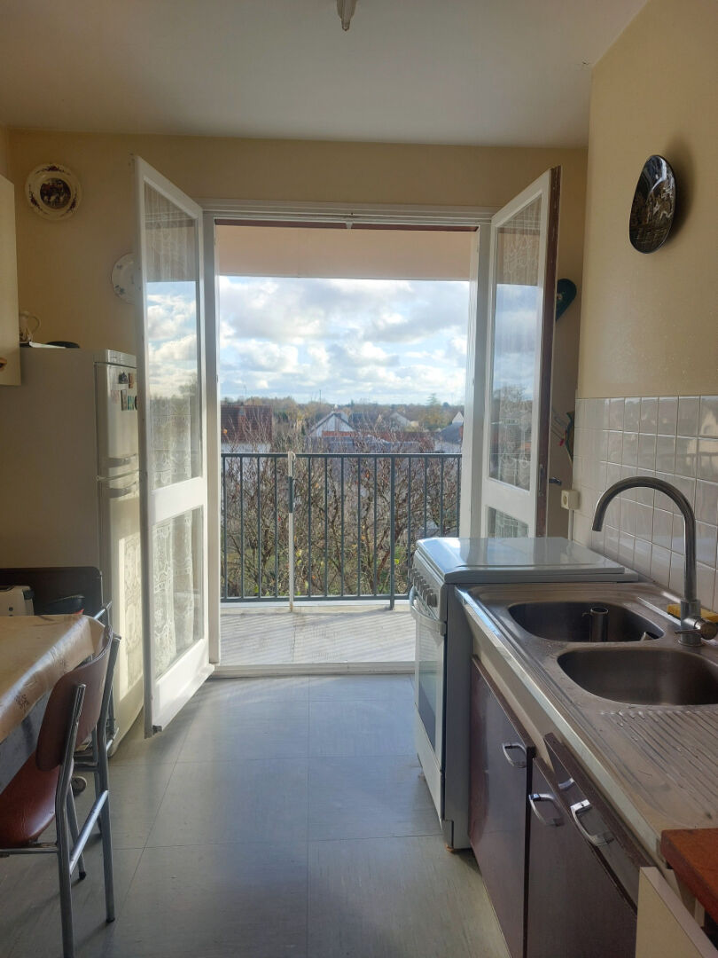 Photo Appartement Bourges 4 pièces 80.86 m2 image 4/6