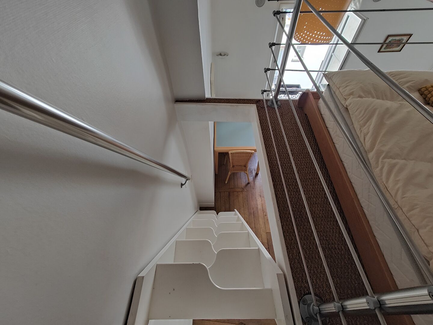 Photo Métro École Militaire, DERNIER ETAGE Appartement Paris  2 pièce(s)  clair de 42 m2 image 6/6