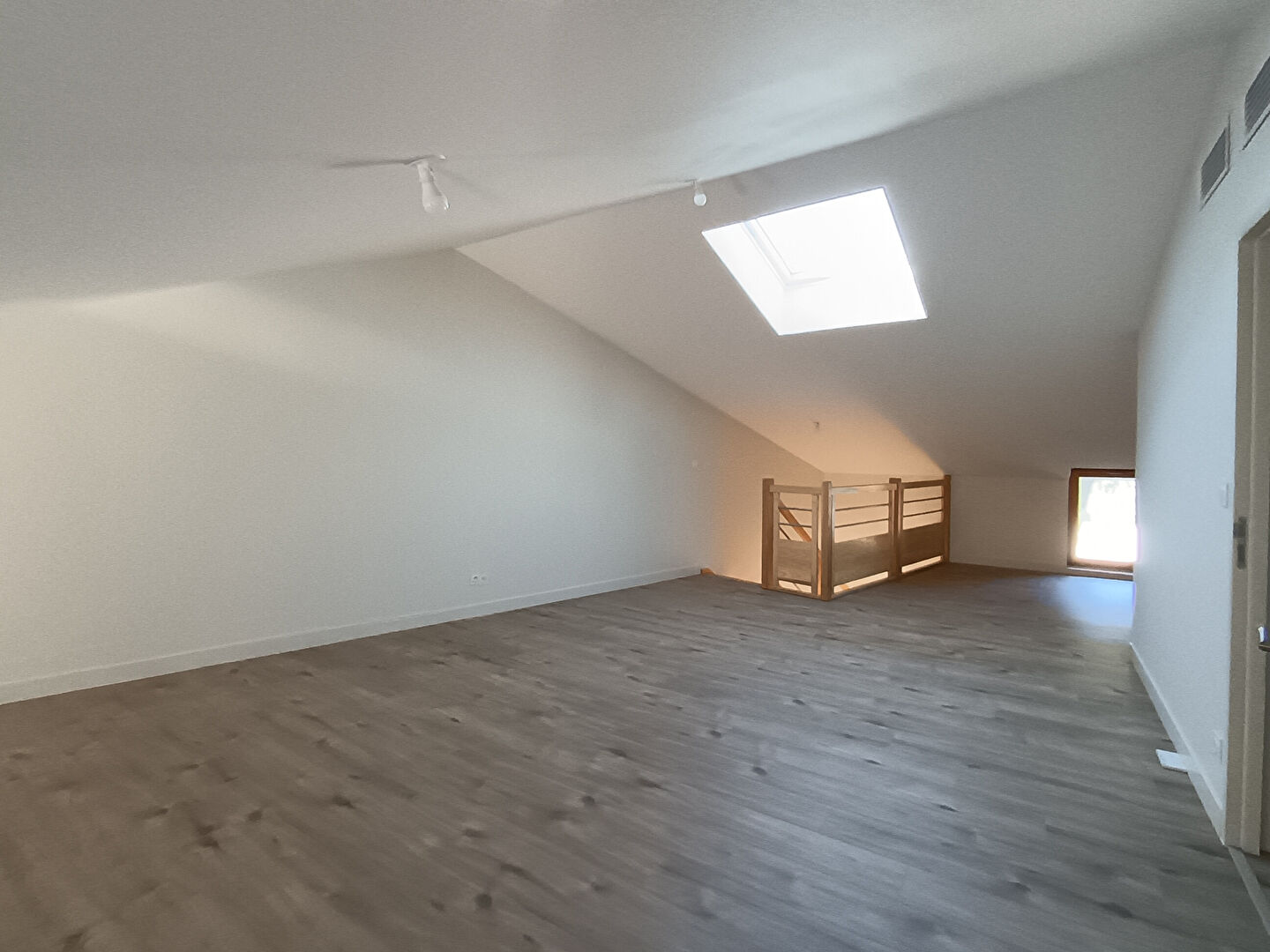 Photo Maison Mauremont 8 pièce(s) 223 m2 image 4/6