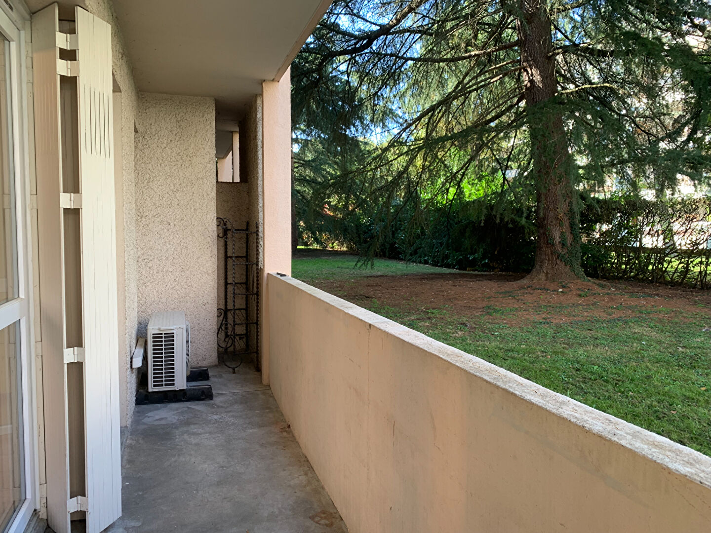 Appartement T1 rue d'Assalit