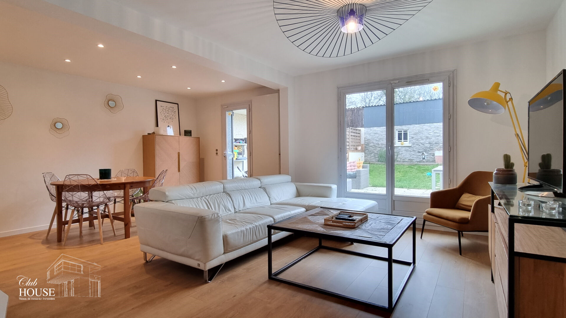 Agence immobilière de CLUB HOUSE La queue en brie - Club HOUSE