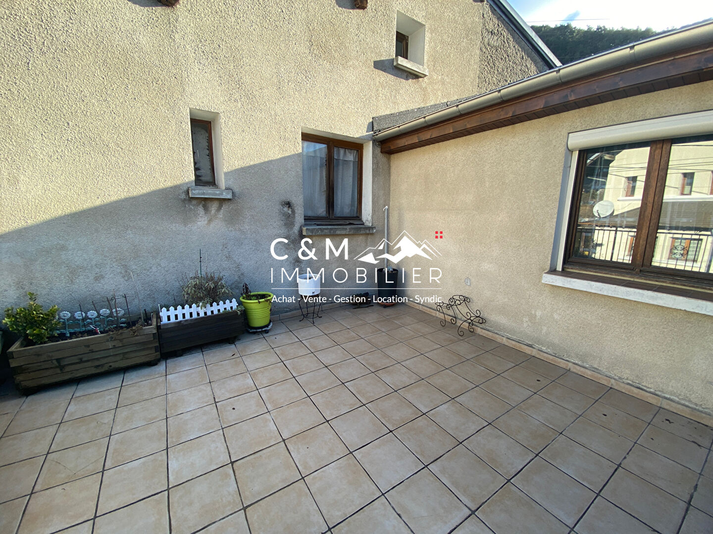 Photo Maison MODANE Ville 3 pièce(s) principale + garage et espace à aménager image 2/6