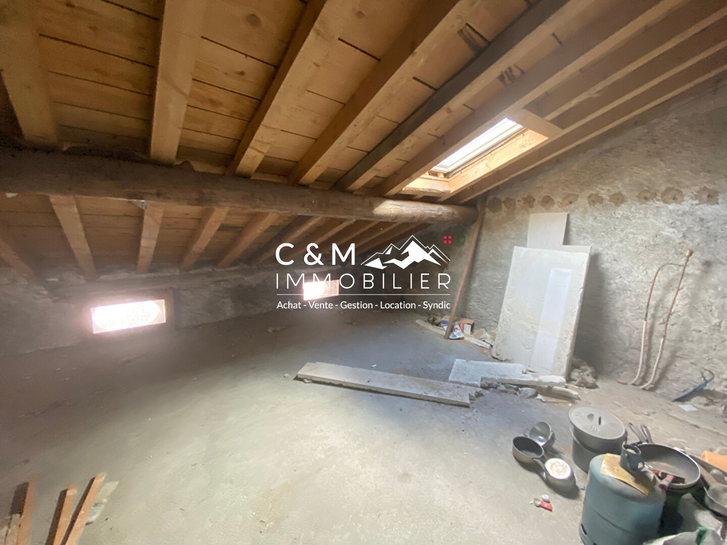Agence immobilière de C ,  M immobilier Saint jean de maurienne - C ,  M immobilier MODANE