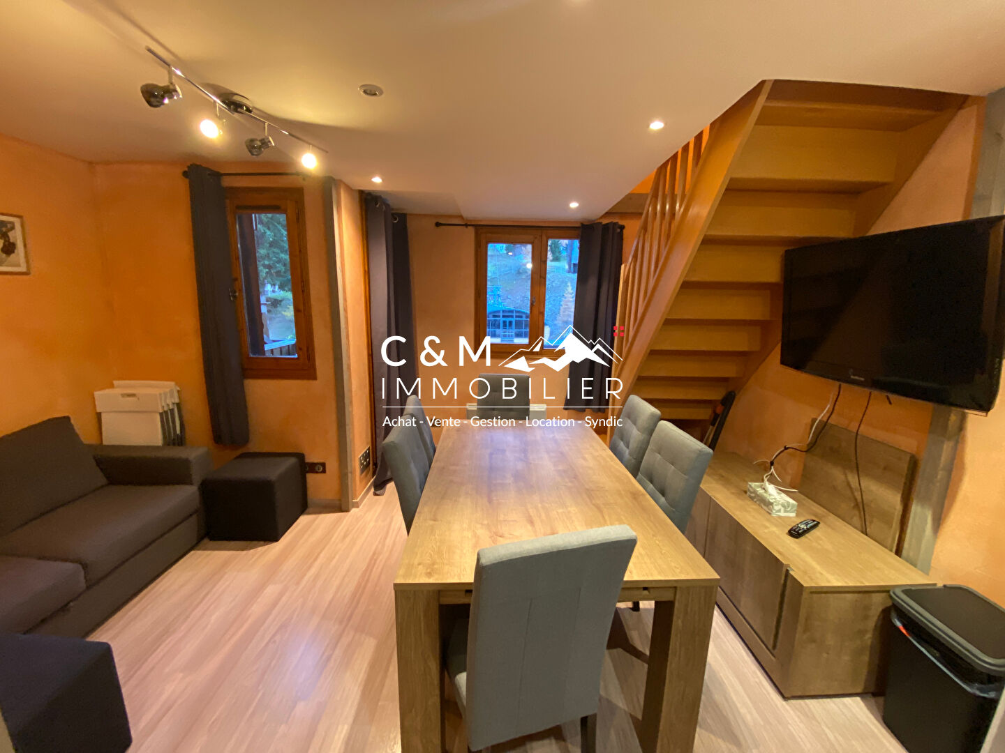 Photo Appartement Duplex LE THABOR (8/10 couchages) 4 pièce(s) 39.01 m2 + cave image 2/6