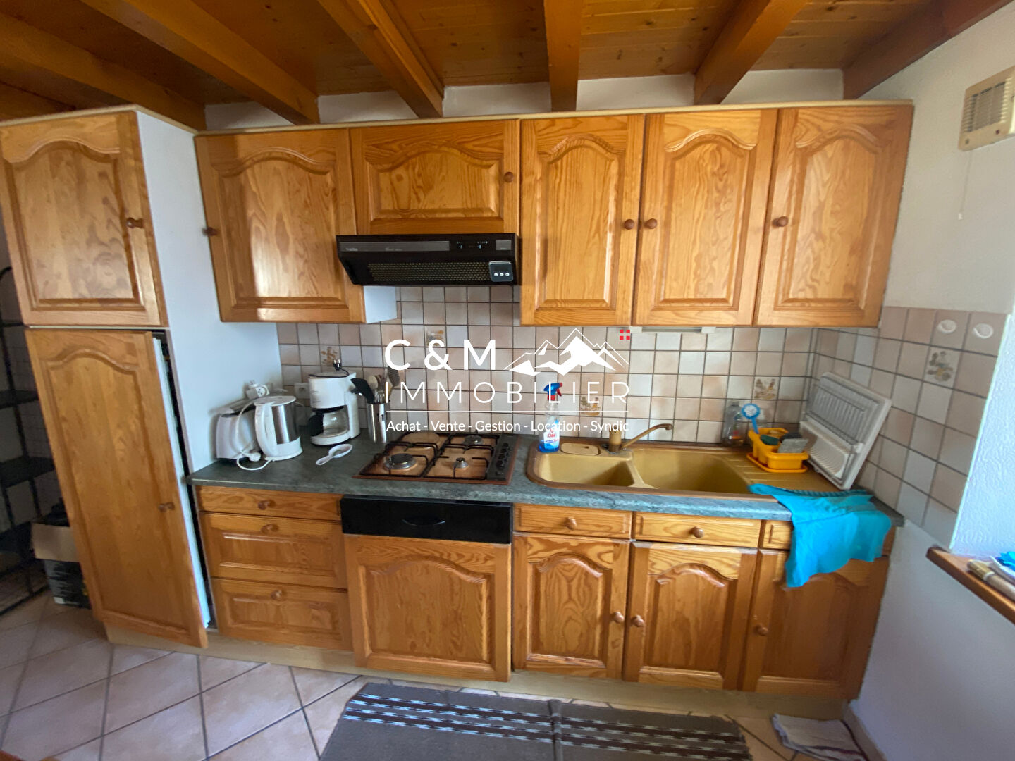 Photo A LOUER Appartement  duplex meublé  Saint Andre 3 pièce(s) + garage image 4/6