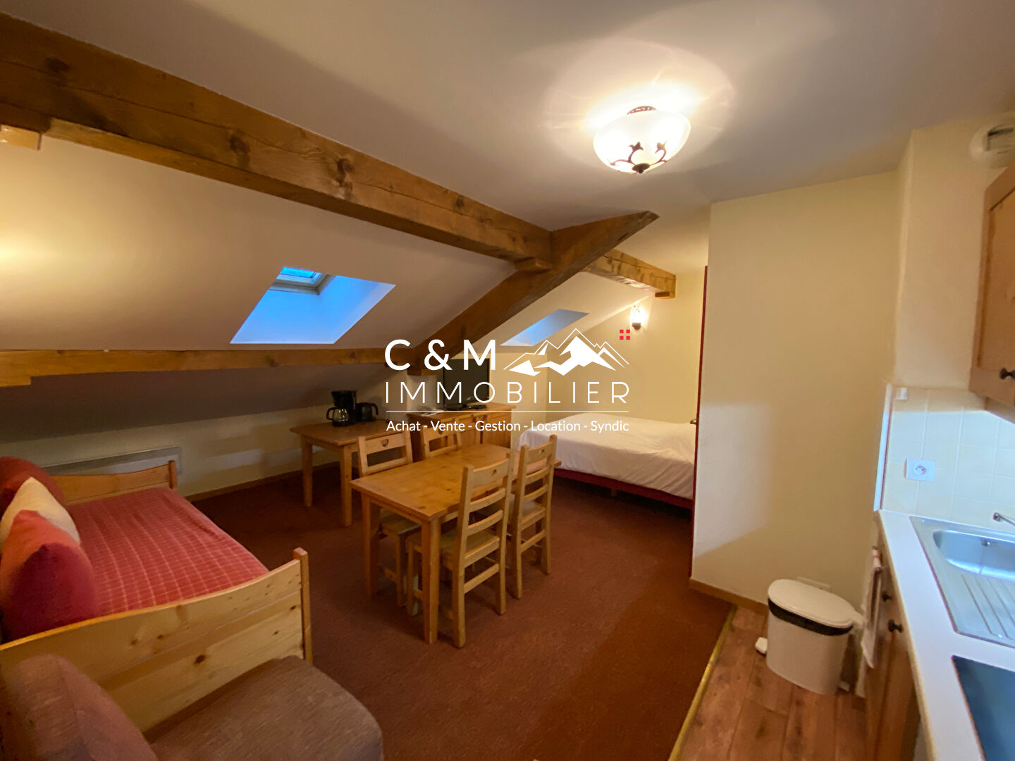 Photo Appartement VALCENIS Studio 19 m2 + garage  - Les Alpages (2/4 pers.) - SOUS BAIL image 2/6