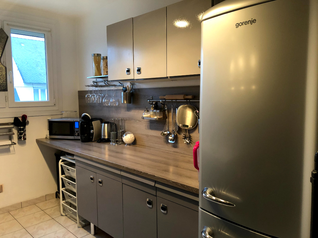 Photo APPARTEMENT T3 MEUBLE AVEC GARAGE- CLEUNAY image 3/6