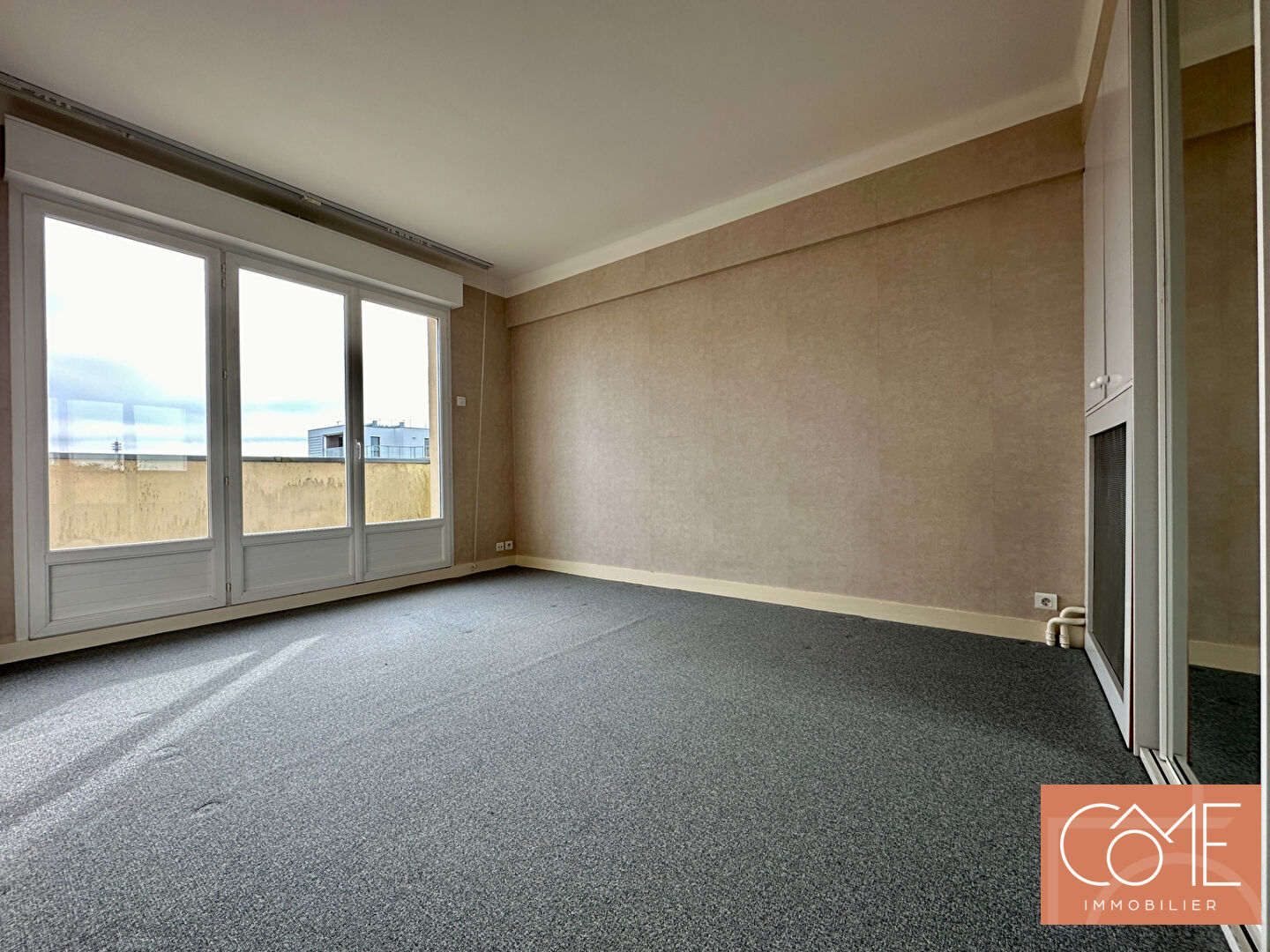 Photo APPARTEMENT DE 132 m2  - QUARTIER JEANNE D'ARC  - METRO JOLIOT-CURIE - RENNES. image 6/6