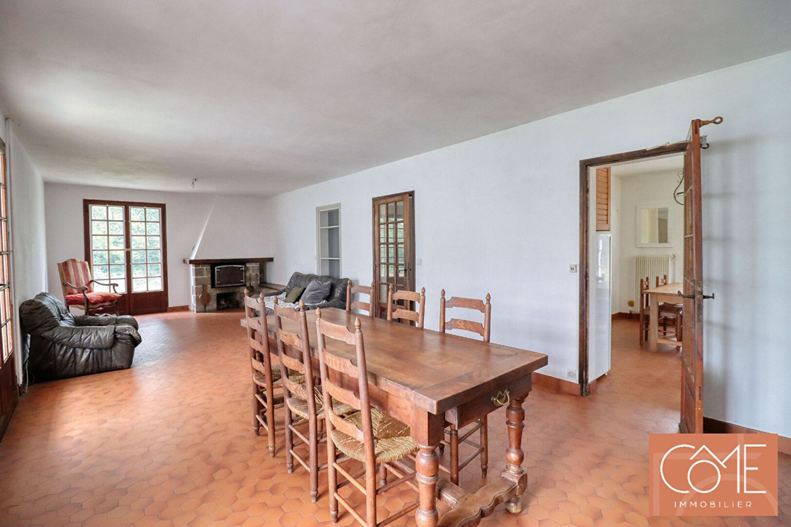 Photo À VENDRE - 35630 SAINT SYMPHORIEN - MAISON TRADITIONNELLE SUR SOUS SOL - 173 m² hab ET  264 m² au sol - PARC DE 6500 m² - DEPENDANCE - EXPO SUD image 2/6